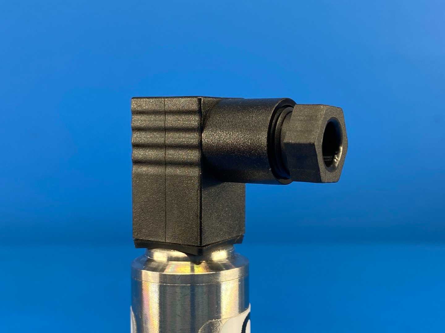 Omega PX319-1KGI Pressure Transducer 0-1000 psi 4-20mA Output
