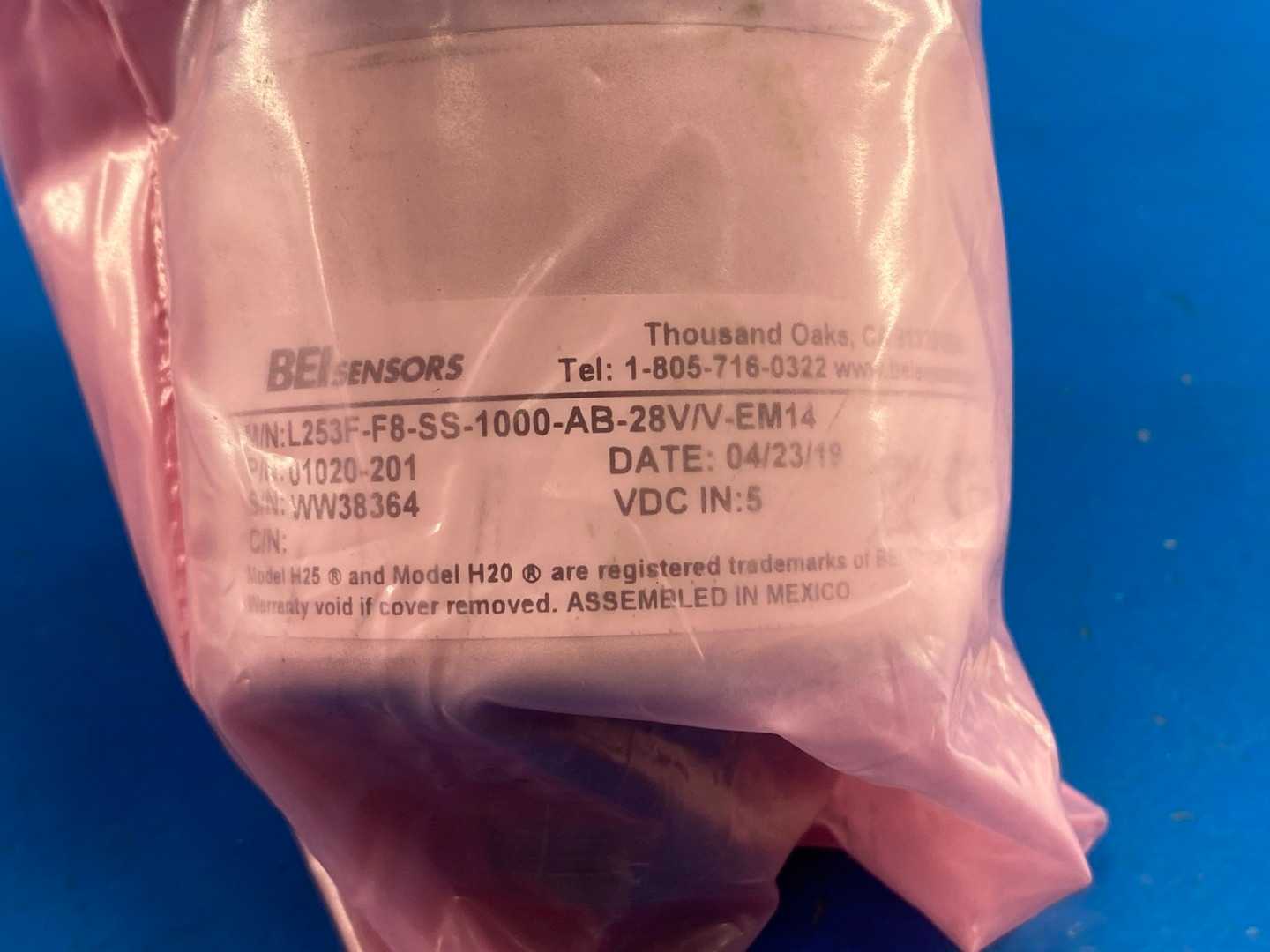 BEI Sensors L253F-F8-SS-1000-AB-28V/V-EM14 Encoder, 5-28V Line Driver, 1000 Pulses/Rev, M14 Connector