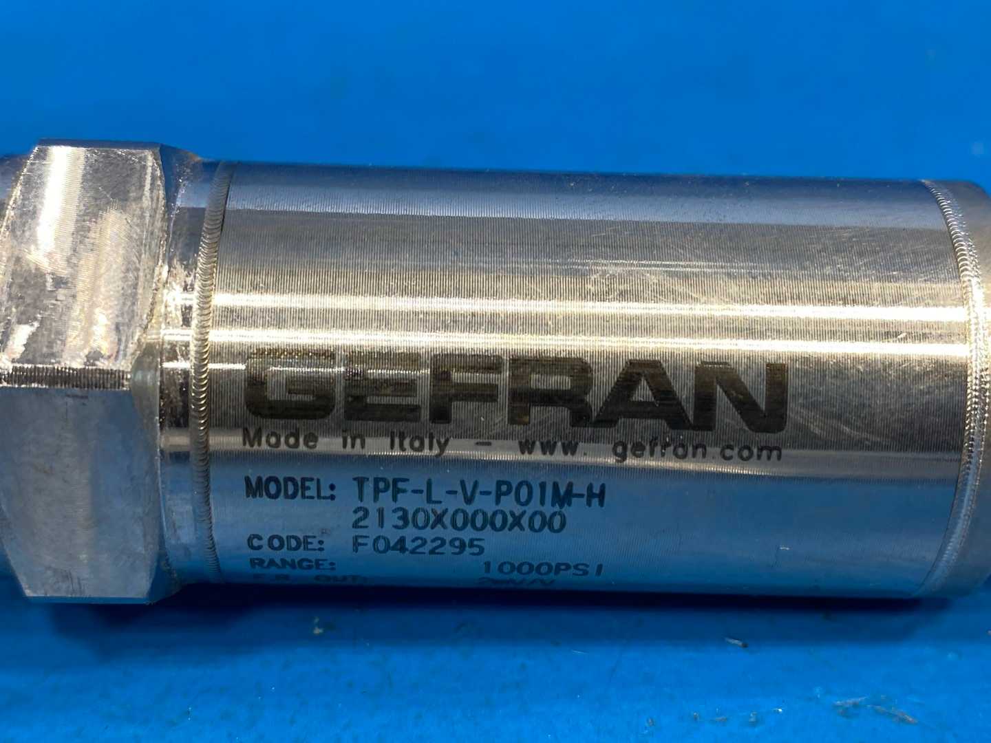GERFRAN. TPF-L-V-P01M-H 2130X000X00 Flush Diaphragm Pressure Transducer 1000 PSI, 2mV/V, 80% FS Calibration 10VDC/AC 