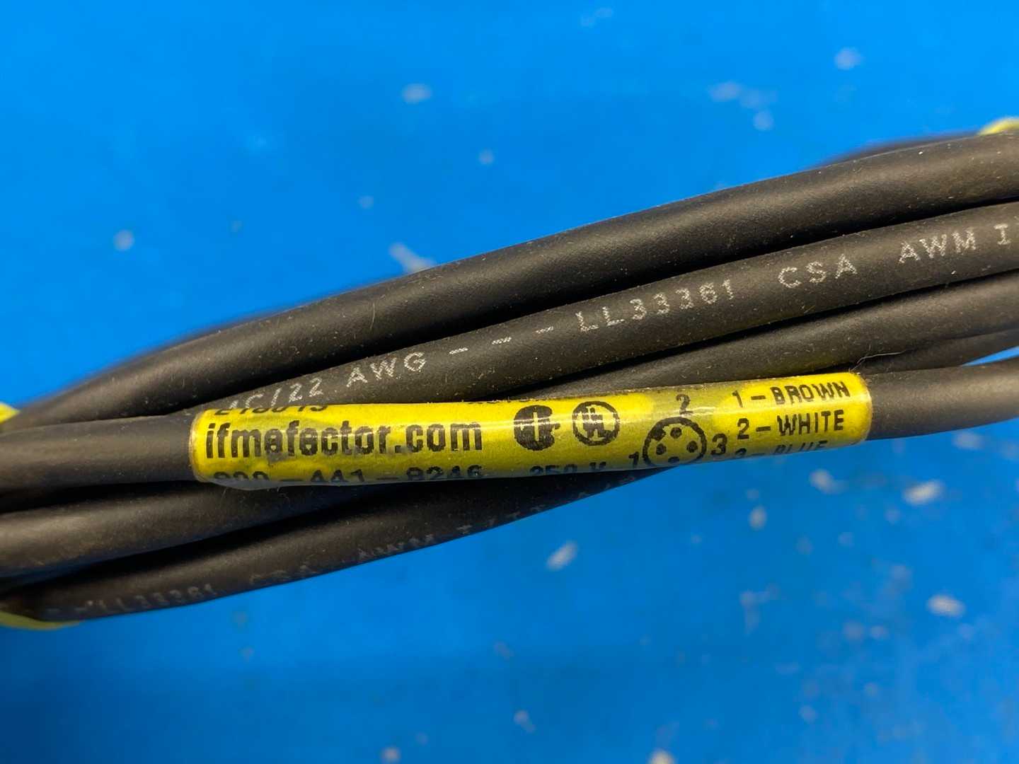 ifm E18013 – M12, 4-pin, Right-Angle Female Cordset, PVC, 5 m (replaced by EVC005)
