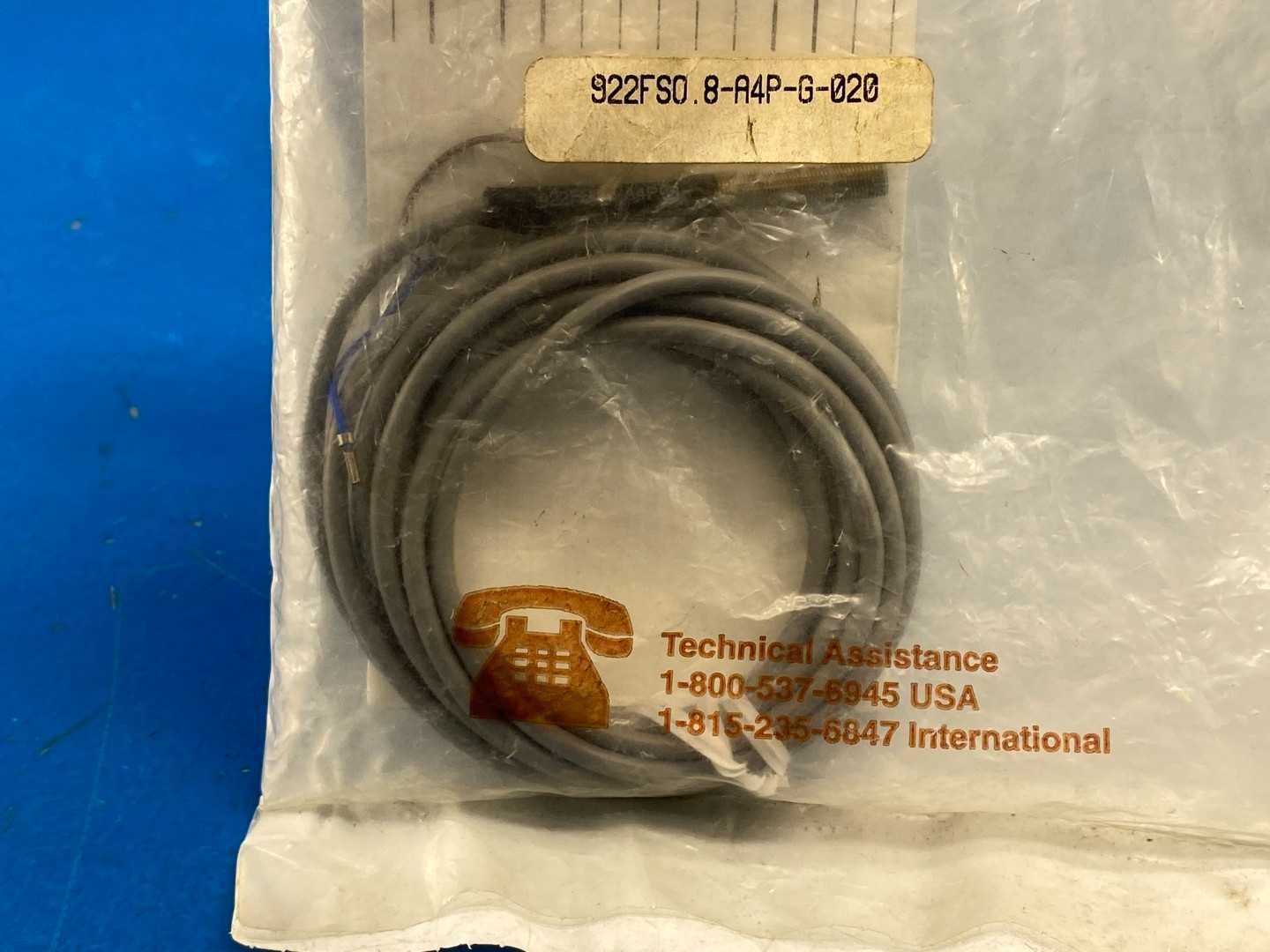 Honeywell 922FS0.8-A4P-G-020 Inductive Proximity Sensor
