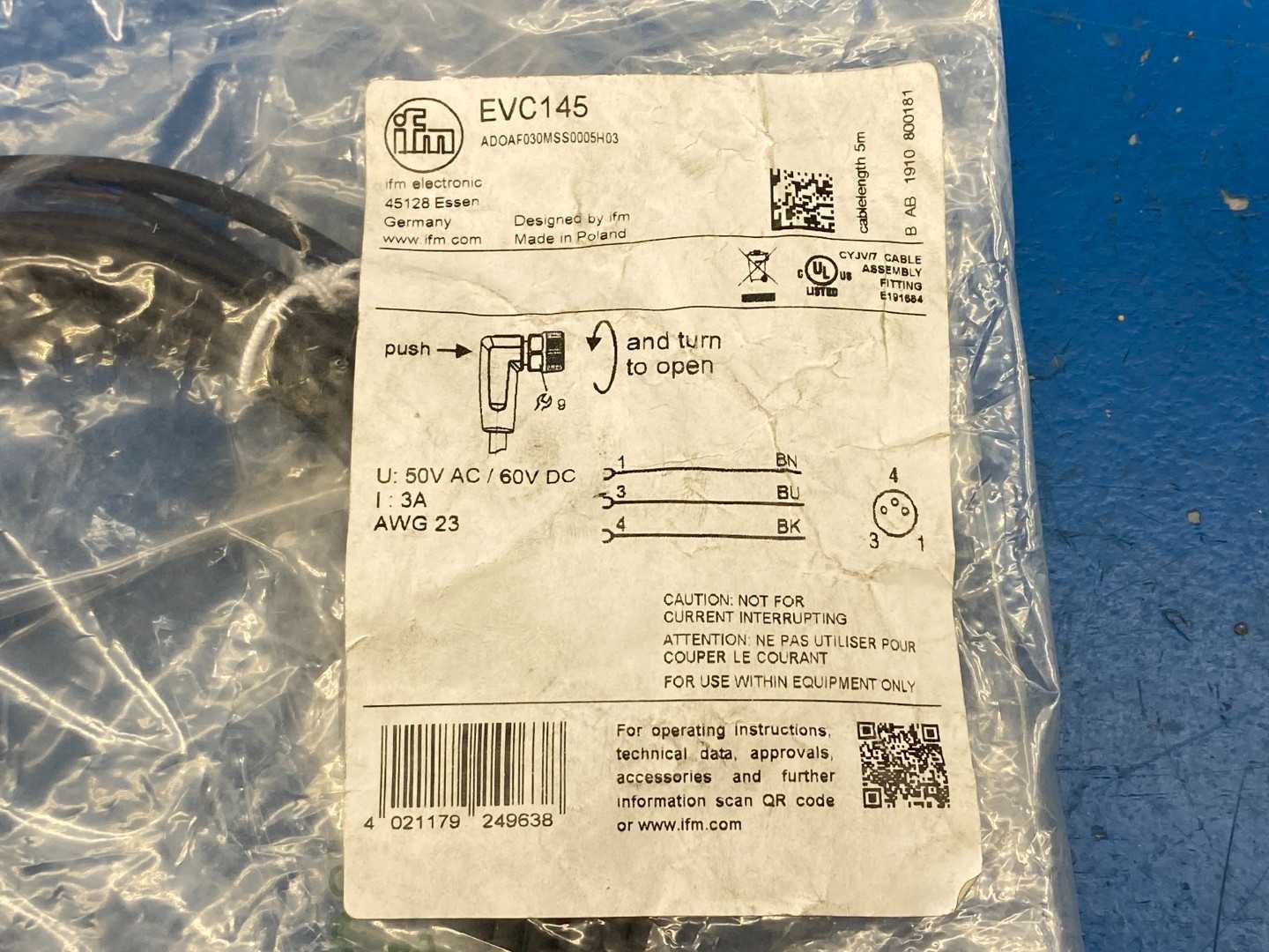 ifm EVC145 – M8, 3-pin, Right-Angle Female Cordset, PUR, 5 m (ADOAF030MSS0005H03)
