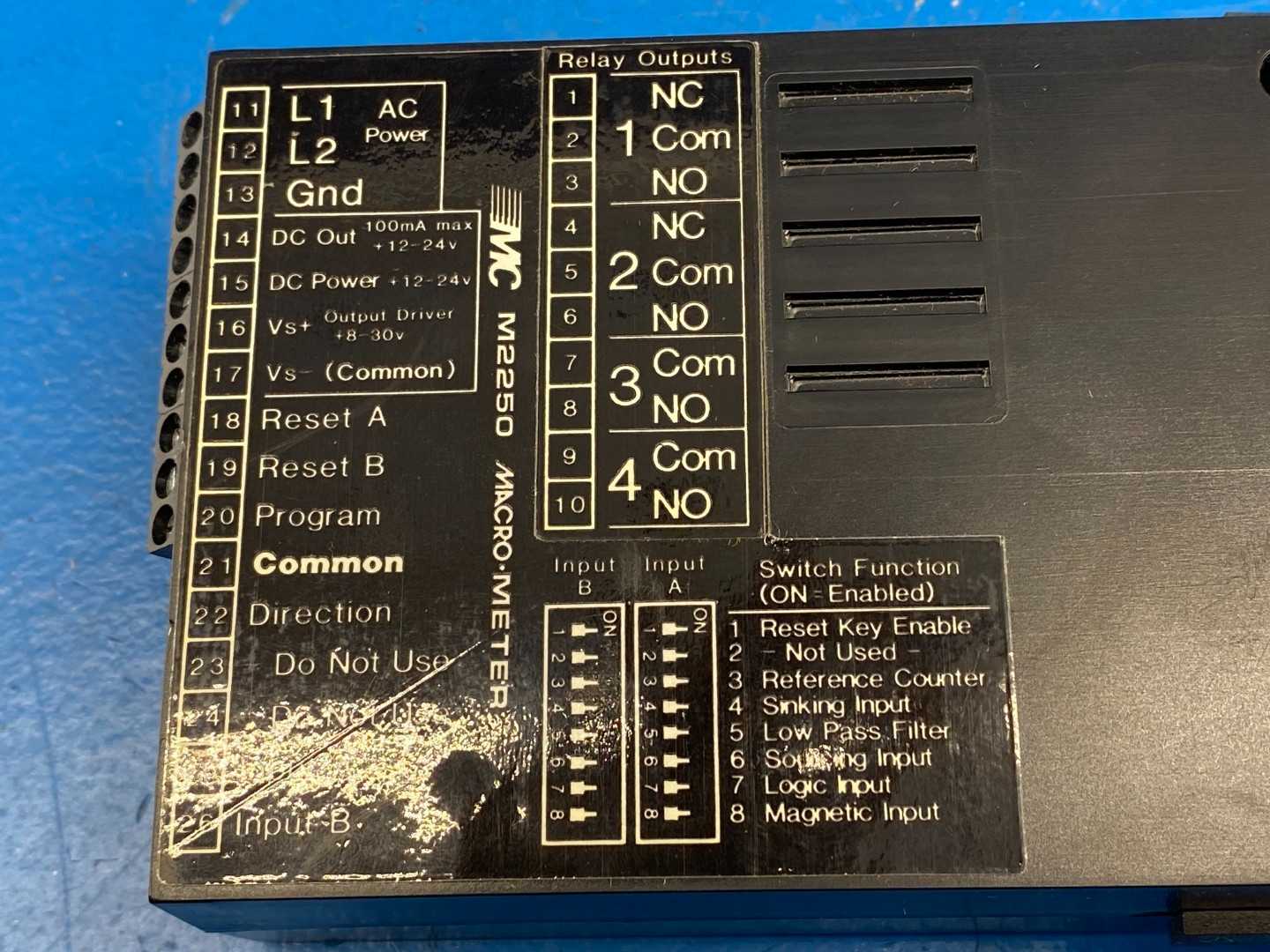 Autotech Controls SMC-M2250-4RN1 Macro Meter – Resolver Decoder, 120V, 4 Relay Outputs