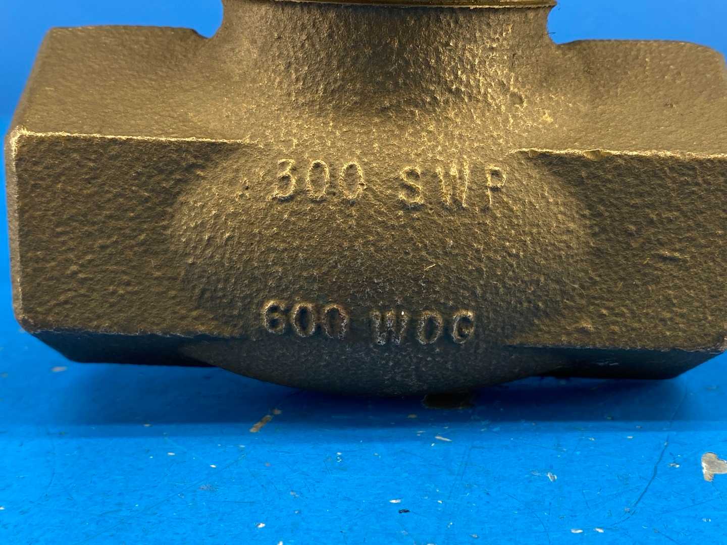 NIBCO T-275-Y 1" Globe Valve Bronze Class 300 PTFE Disc T--Female NPT Thread (FIPT) MSS SP-80