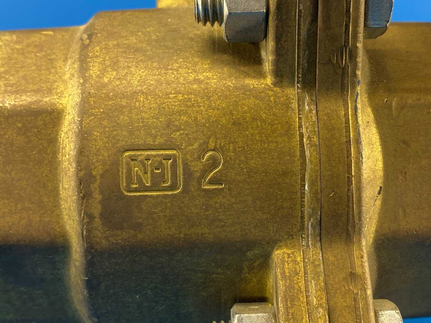 Jamesbury 2-211136TTC0 2" Brass Clincher Ball Valve 400 CWP