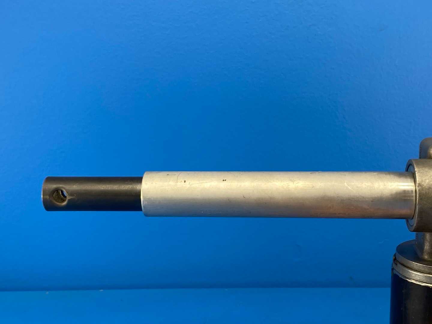 Motion Systems 73464 DC Gearmotor PV2616R with Actuator Output Shaft 24VDC 3000RPM