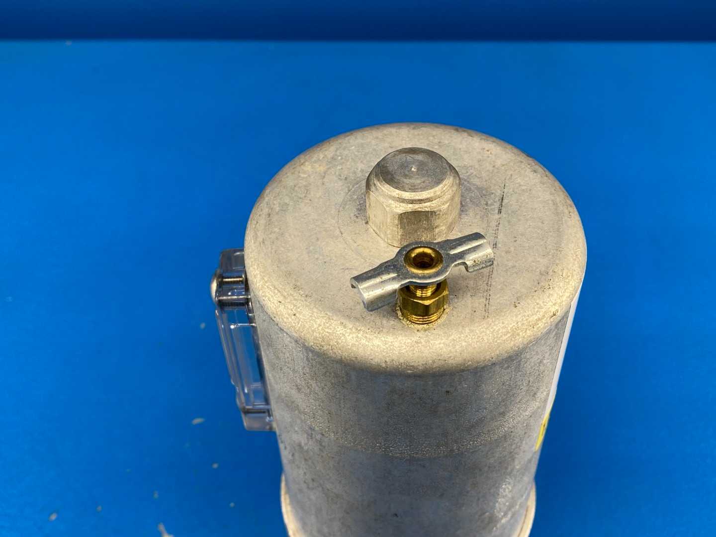 Monnier Algonac 201-5300-6 Particulate Filter 3/4" Pipe Size 20 Micron Metal w/ Sight Level 