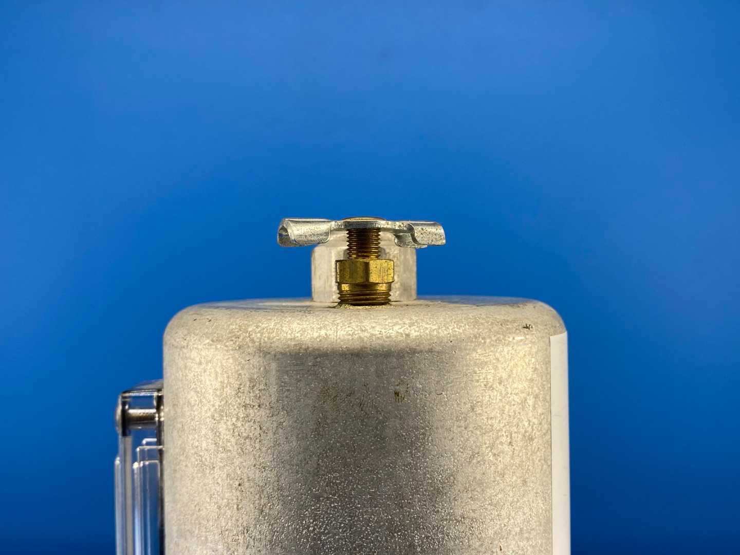 Monnier Algonac 201-5300-6 Particulate Filter 3/4" Pipe Size 20 Micron Metal w/ Sight Level 