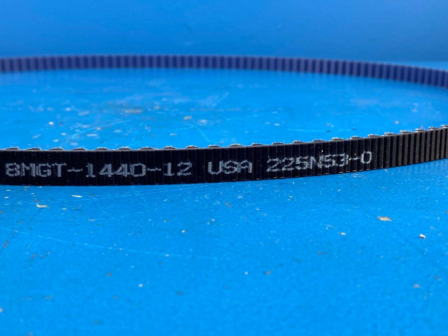 Gates 8MGT-1440-12 FL, Poly Chain GT Carbon Belt