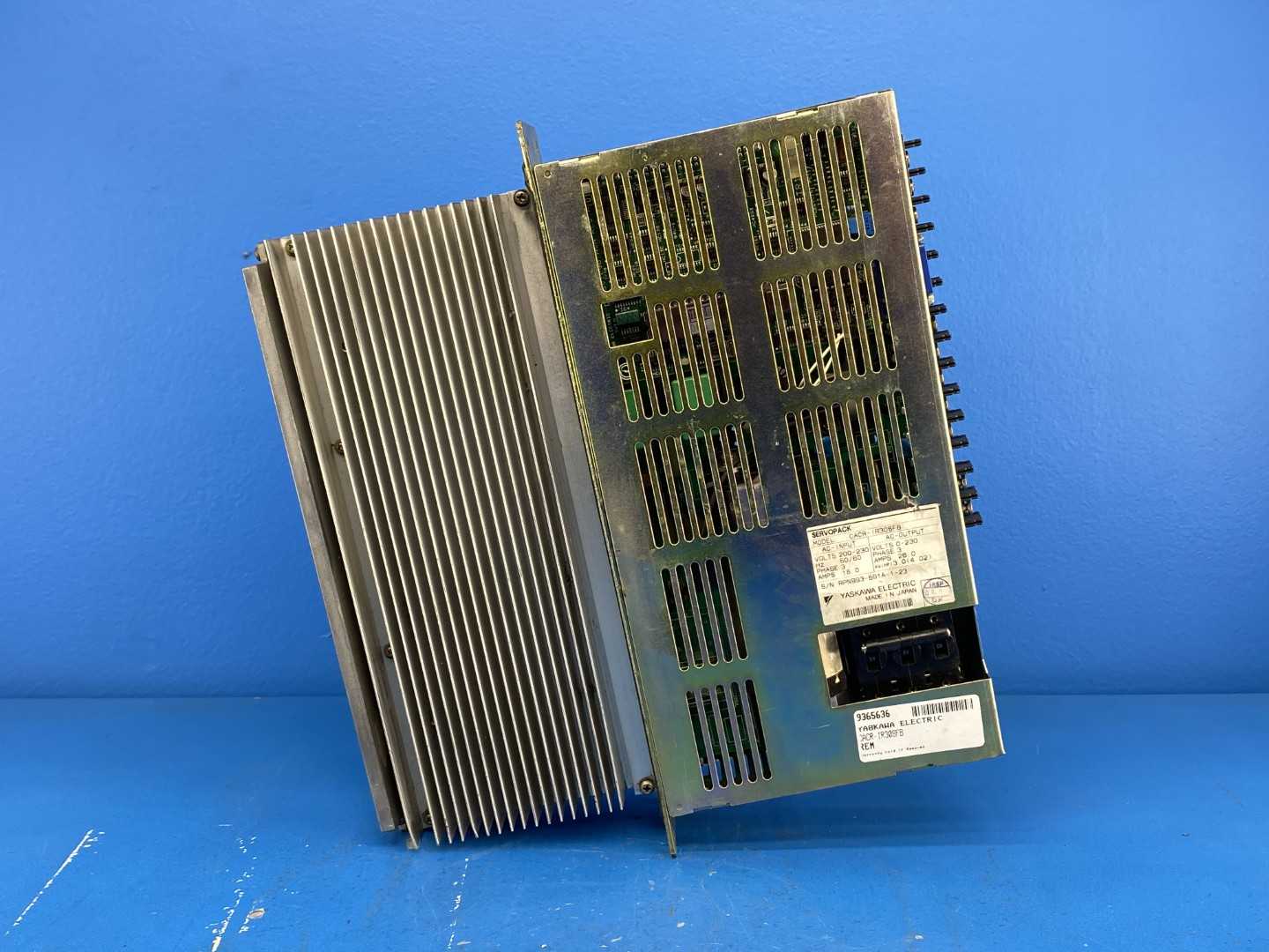Yaskawa CACR-IR30SFB, Servopack