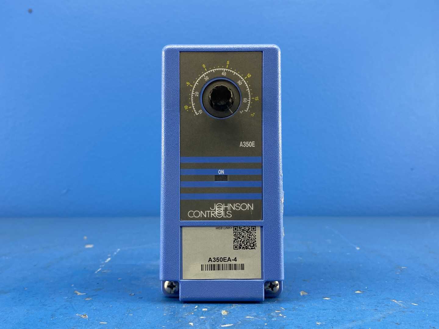 Johnson Controls A350EA-4 Electronic Temperature Controller