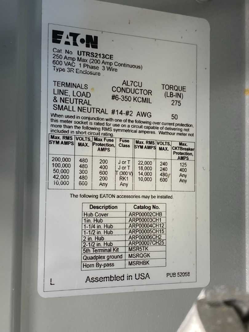 250 Amp Meter Socket Type 3R Eaton UTRS132CE 600V Single Phase 3 -Wire