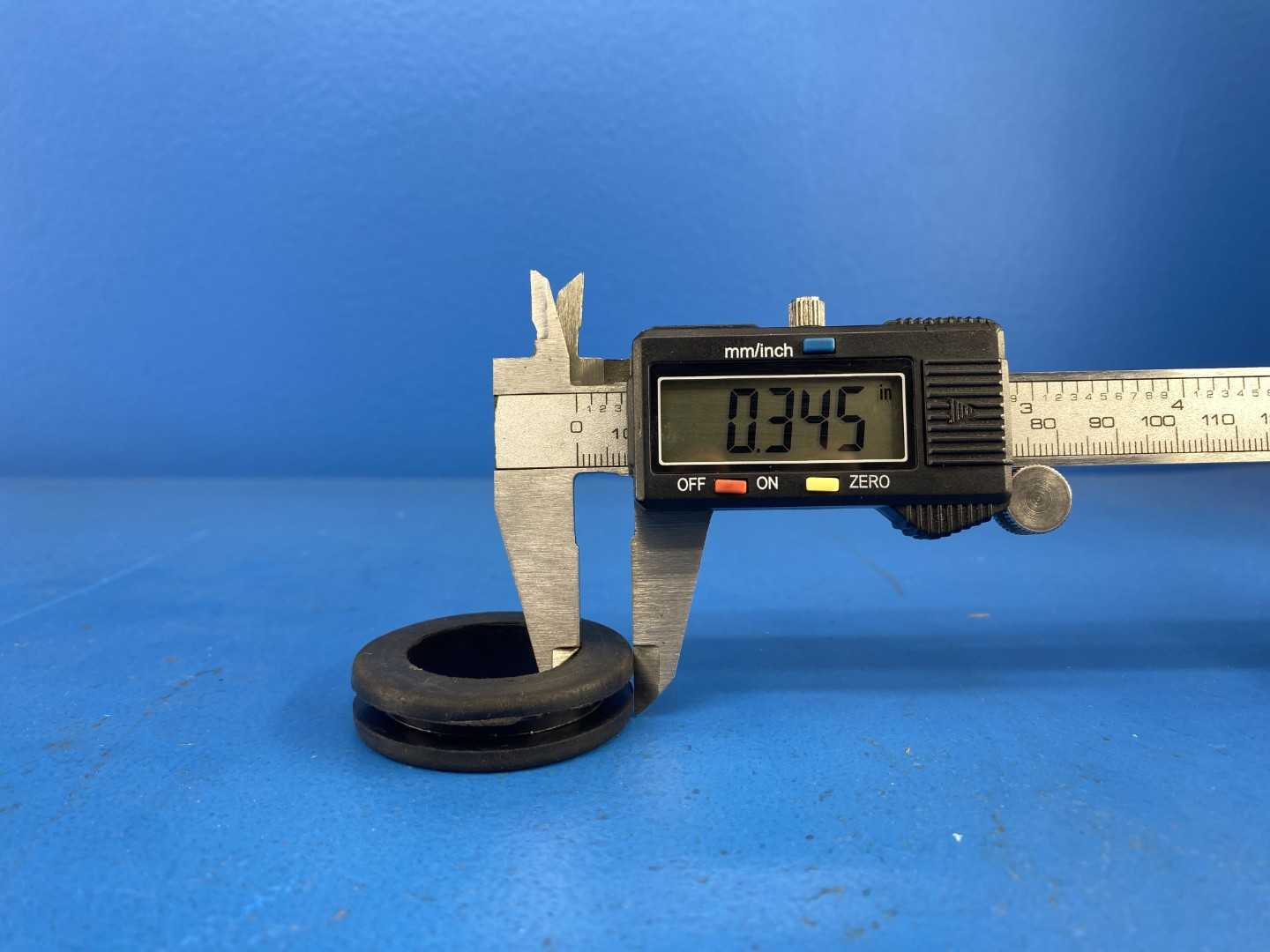 Rubber Grommet Lot of Approximately 750 Pieces 1.80" OD x 1.09" ID x 0.44" Thick 0.35" Groove, 0.16" Lip