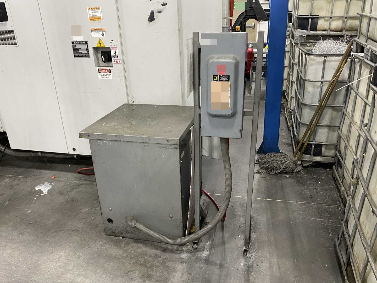 Yama Seiki GS-4000LM CNC Horizontal Turning Center Fanuc 0i-TD, 20,635 Hours, 2012, 18" Chuck, 30.31" Swing, 24.4" Turn Dia, 59.05" Length, Live Tooling, 12-Station Turret