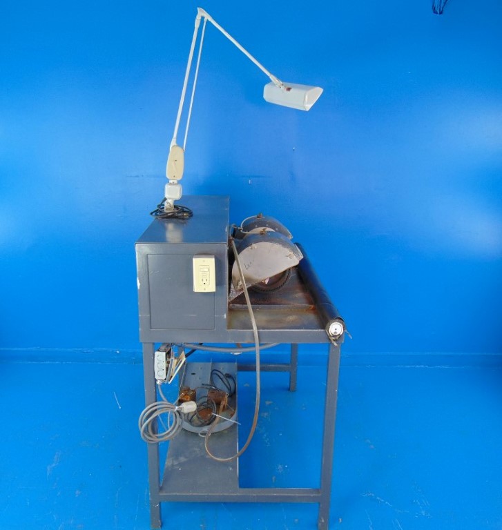 Double Head Bench Top Grinder/Sander Dual 3" x 8"  6K572 Work Table and Light