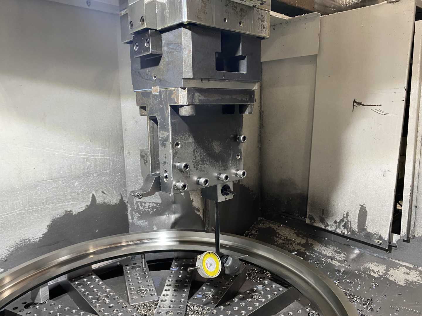 Honor Seiki VL-86C CNC Vertical Turning Center Fanuc 0i-TF, 16,844 Hours, 2016, 31.5" Table, 37.4" Swing, 37.4" Turn Dia, 25.5" Turn Height, 12-Station Turret, 70 kVA