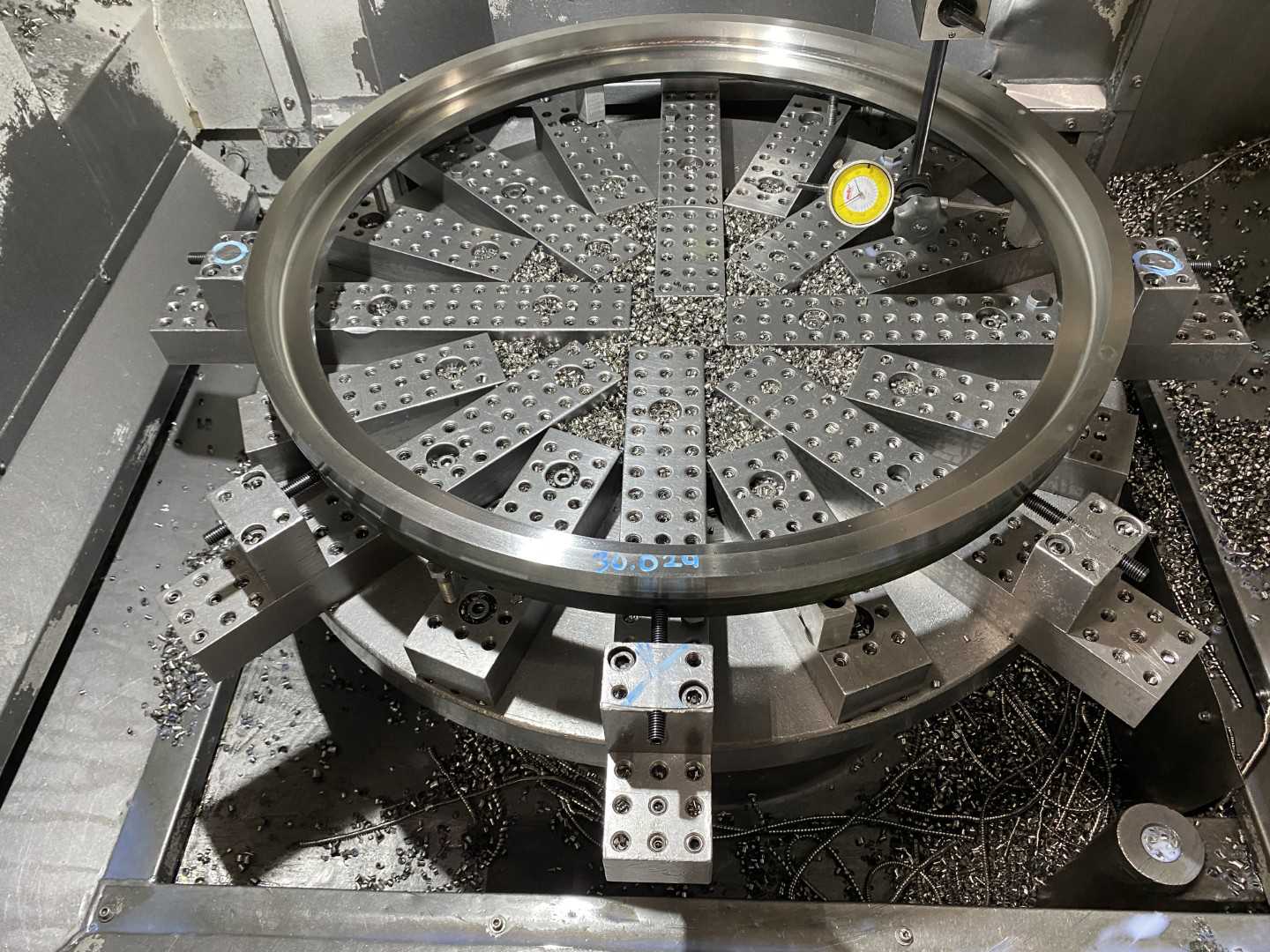 Honor Seiki VL-86C CNC Vertical Turning Center Fanuc 0i-TF, 16,844 Hours, 2016, 31.5" Table, 37.4" Swing, 37.4" Turn Dia, 25.5" Turn Height, 12-Station Turret, 70 kVA