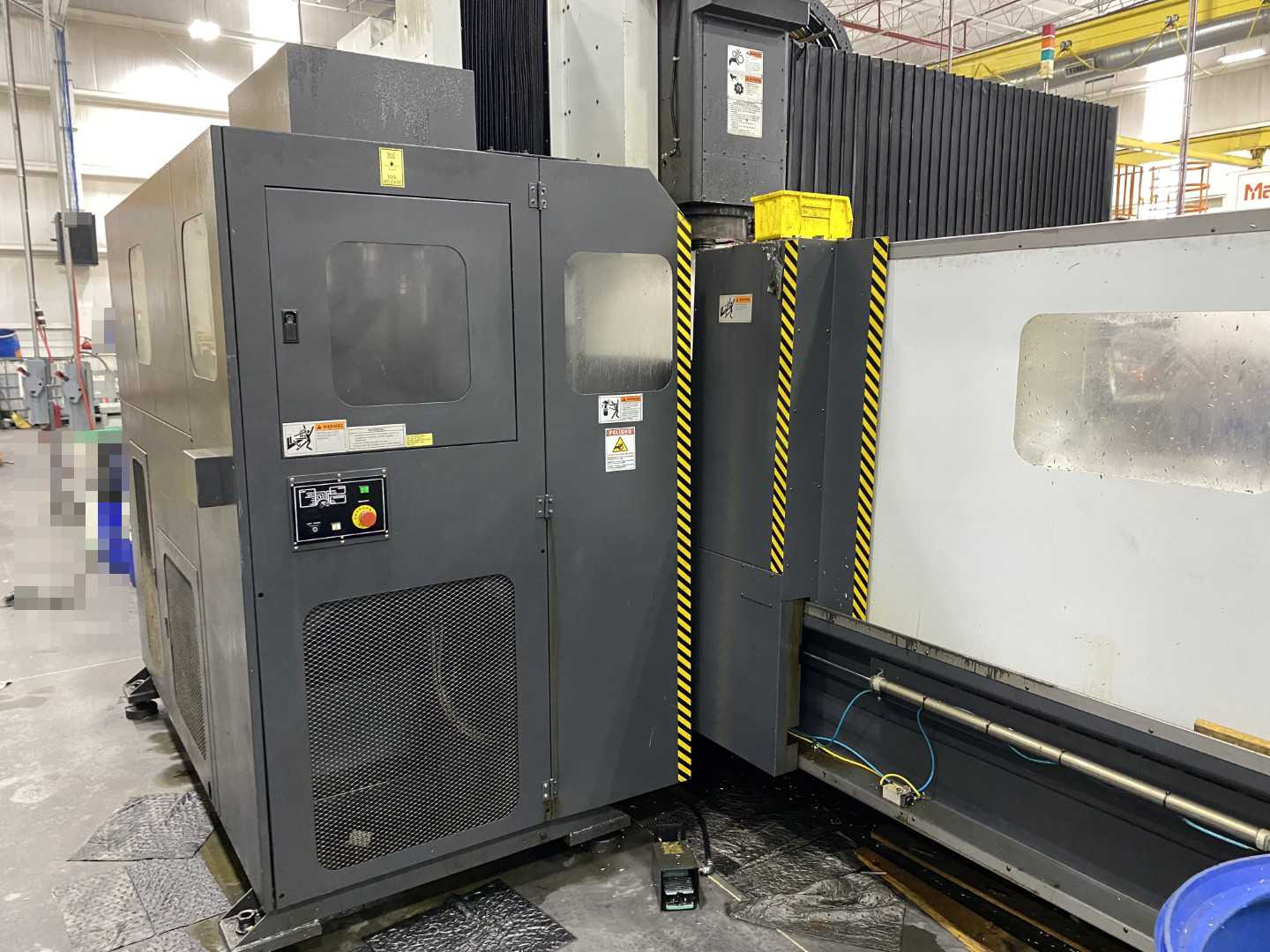 Yama Seiki (Awea) LP4025 2011 CNC Bridge Mill, Fanuc 18i-MB, 157" X-Travel, 98" Y-Travel, 158" x 94" Table, 32-ATC, 18,697 Hours
