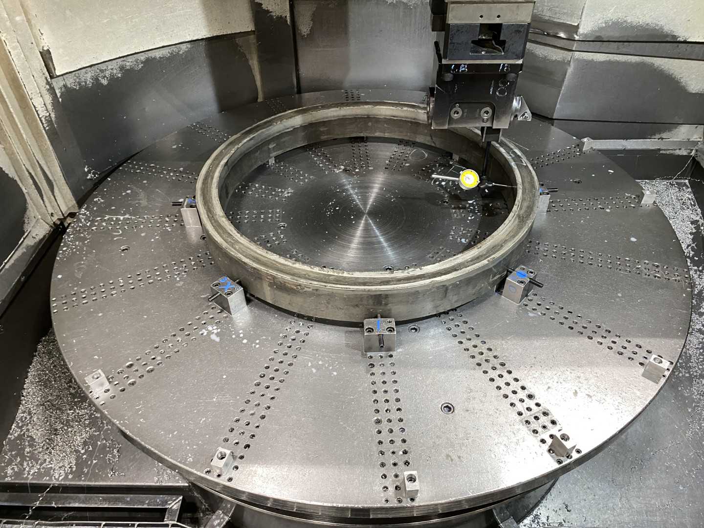 Honor Seiki VL-160C 2010 CNC VTL Vertical Turning Center, Fanuc 0i-TD, 78.7" Swing, 63" Table, 12-ATC, 60 HP, 28,649 Hours