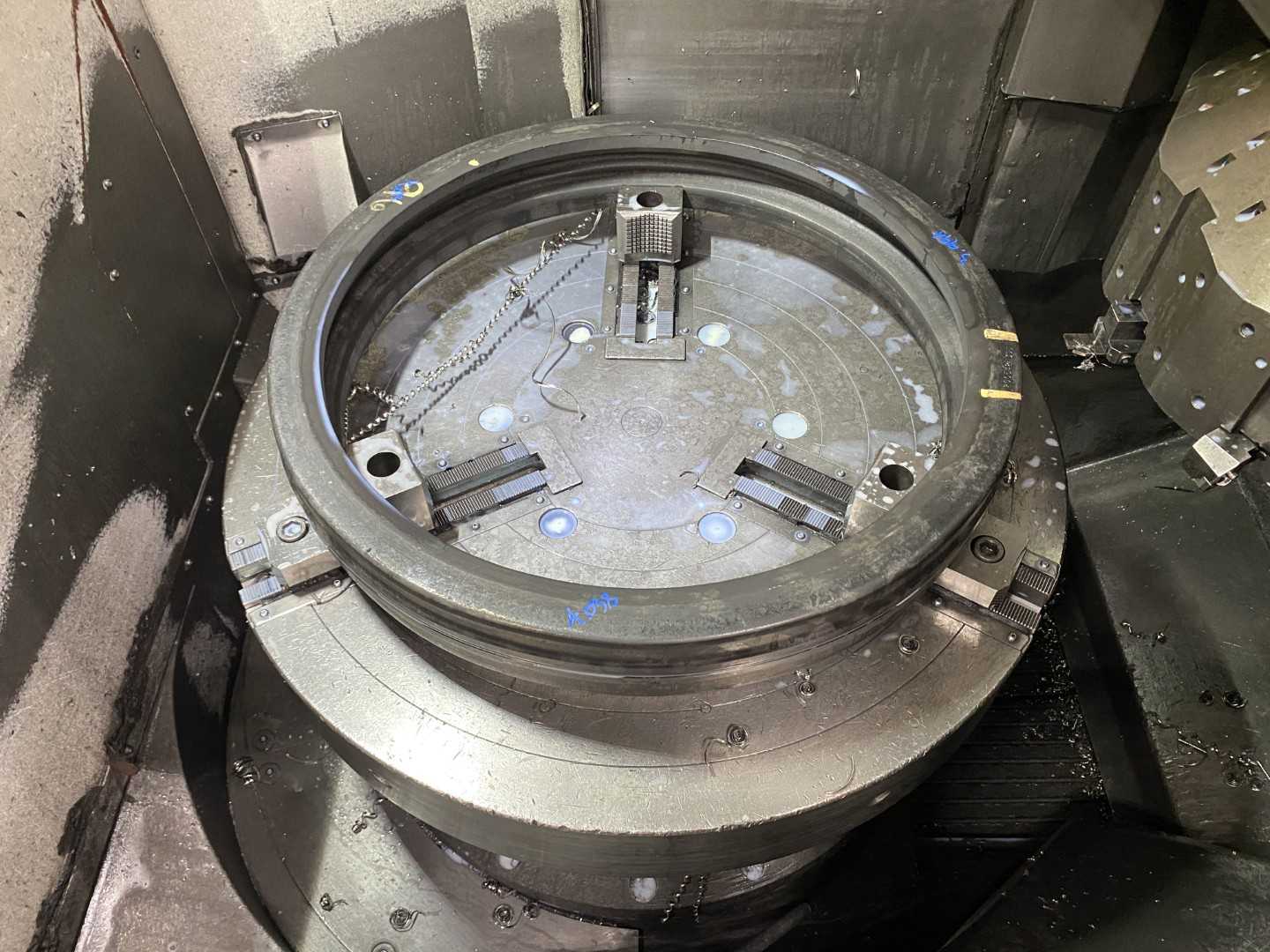 Mazak Megaturn Nexus 900 CNC Vertical Turning Center Mazatrol Matrix Nexus, 23,803 Hours, 2013, 36" Chuck, 39.37" Swing, 36.22" Turn Dia, 31.50" Turn Height, 12-Station Turret