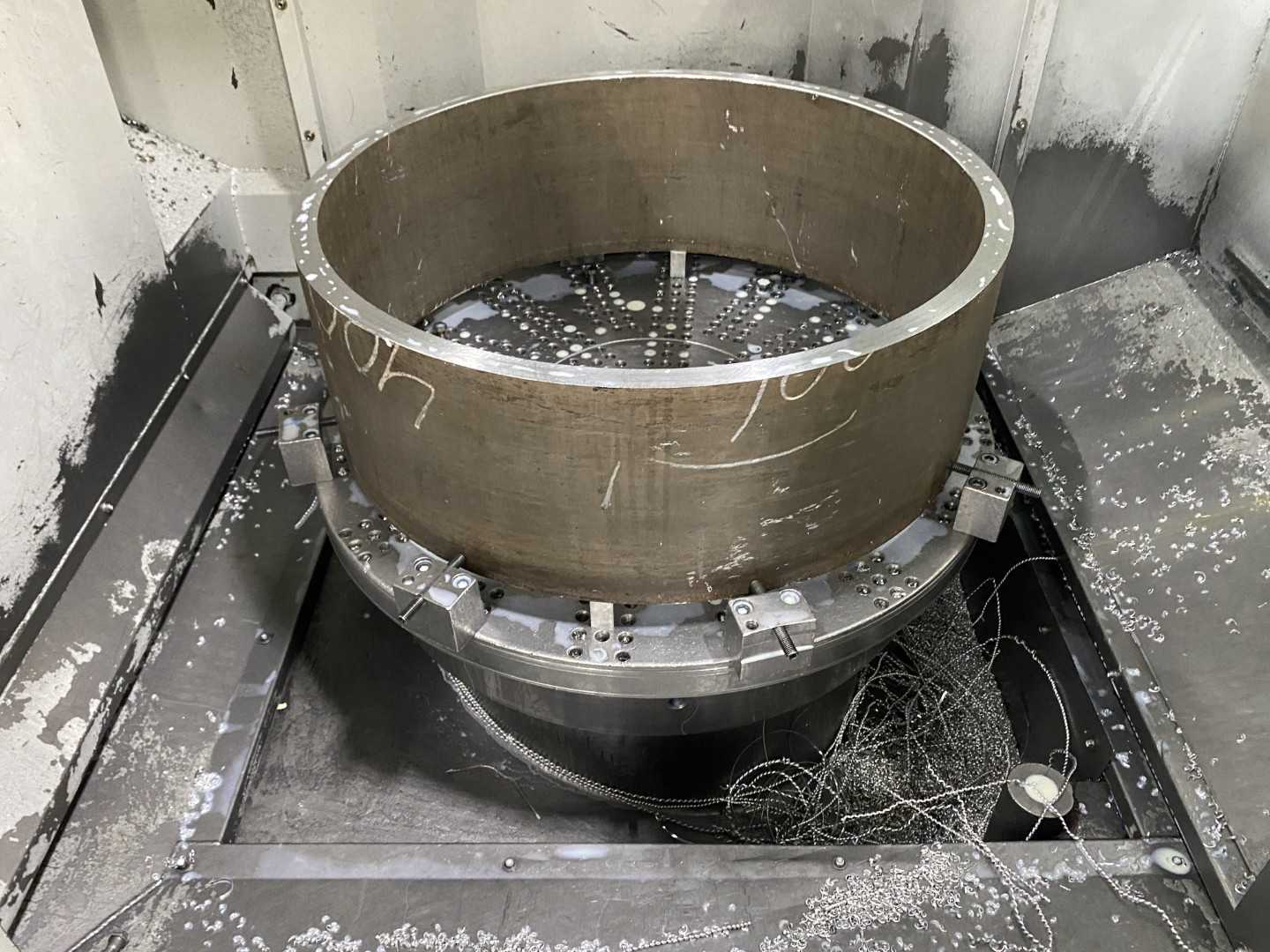 Honor Seiki VL-86C CNC Vertical Turning Center Fanuc 0i-TF, 17,025 Hours, 2016, 32" Table, 37.4" Swing, 37.4" Turn Dia, 25.5" Turn Height, 12-Station Turret, 70 kVA