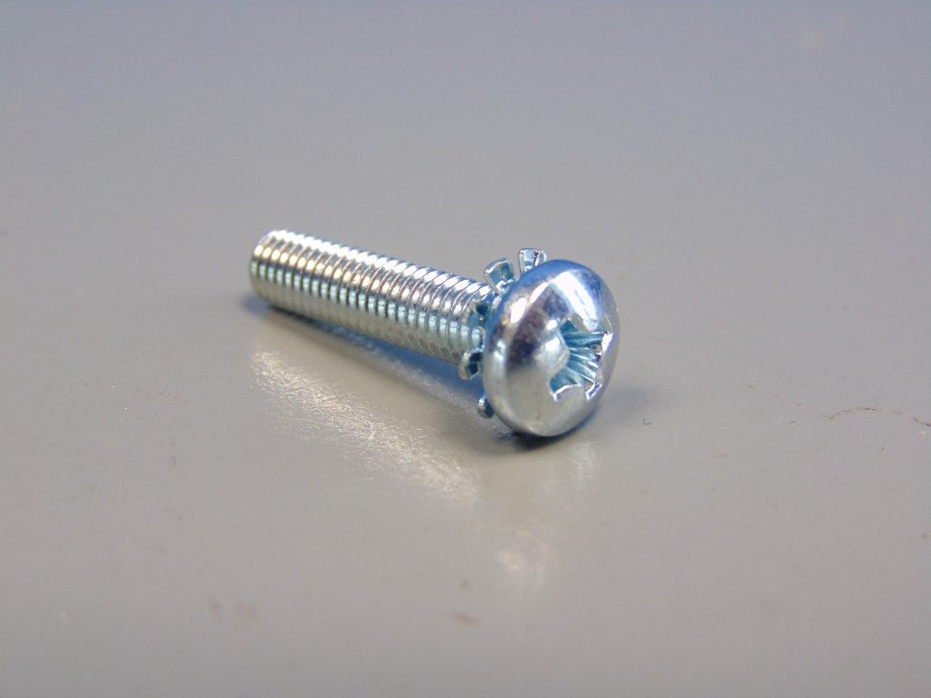 10-32 X 7/8  Phillips Pan Head Machine Screws