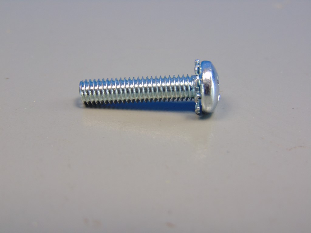 10-32 X 7/8  Phillips Pan Head Machine Screws