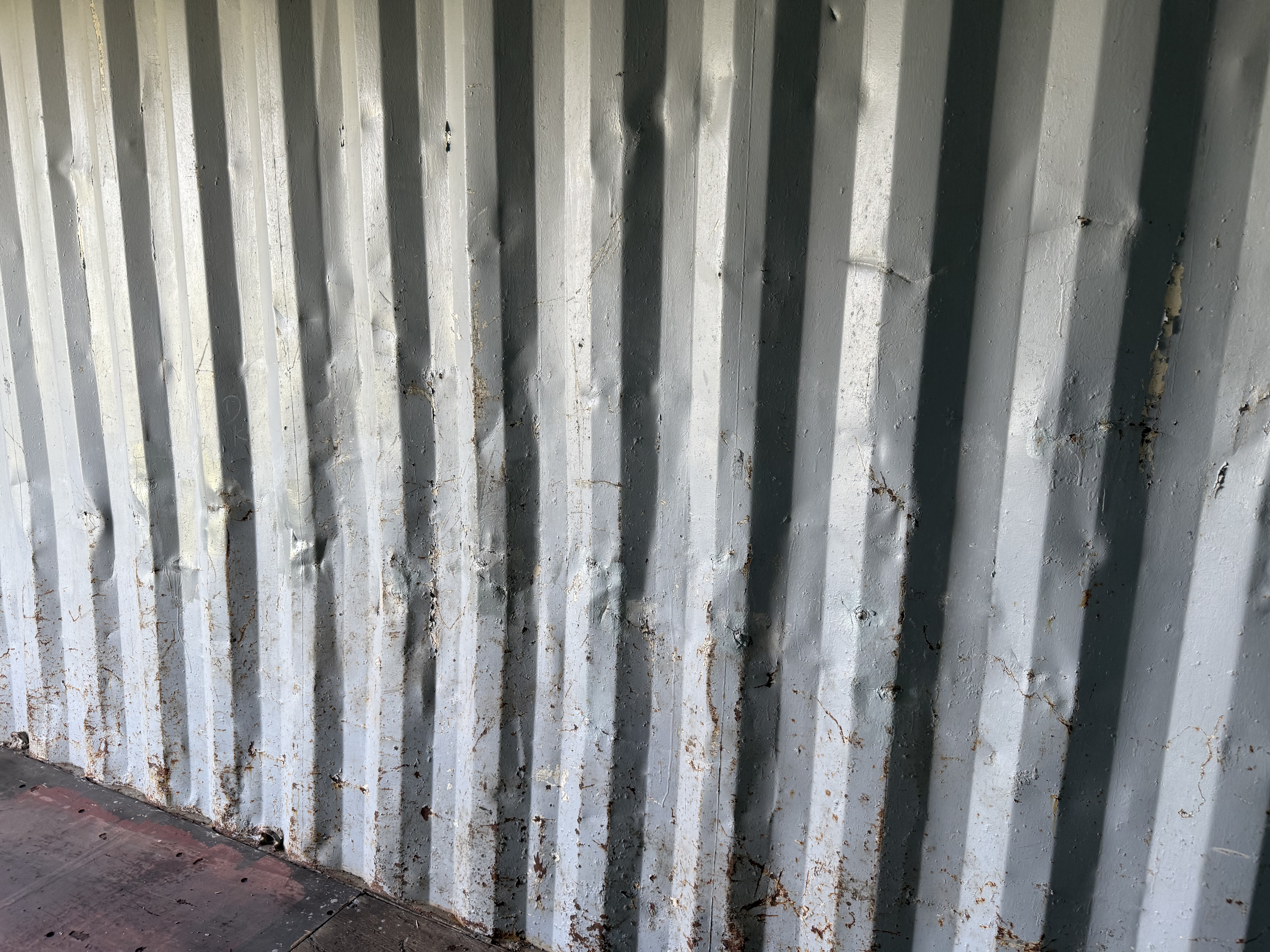 20' Container USED WIND & WEATHER TIGHT GRADE C, STANDARD 8'6" TALL 2 DOOR pockets std handles	