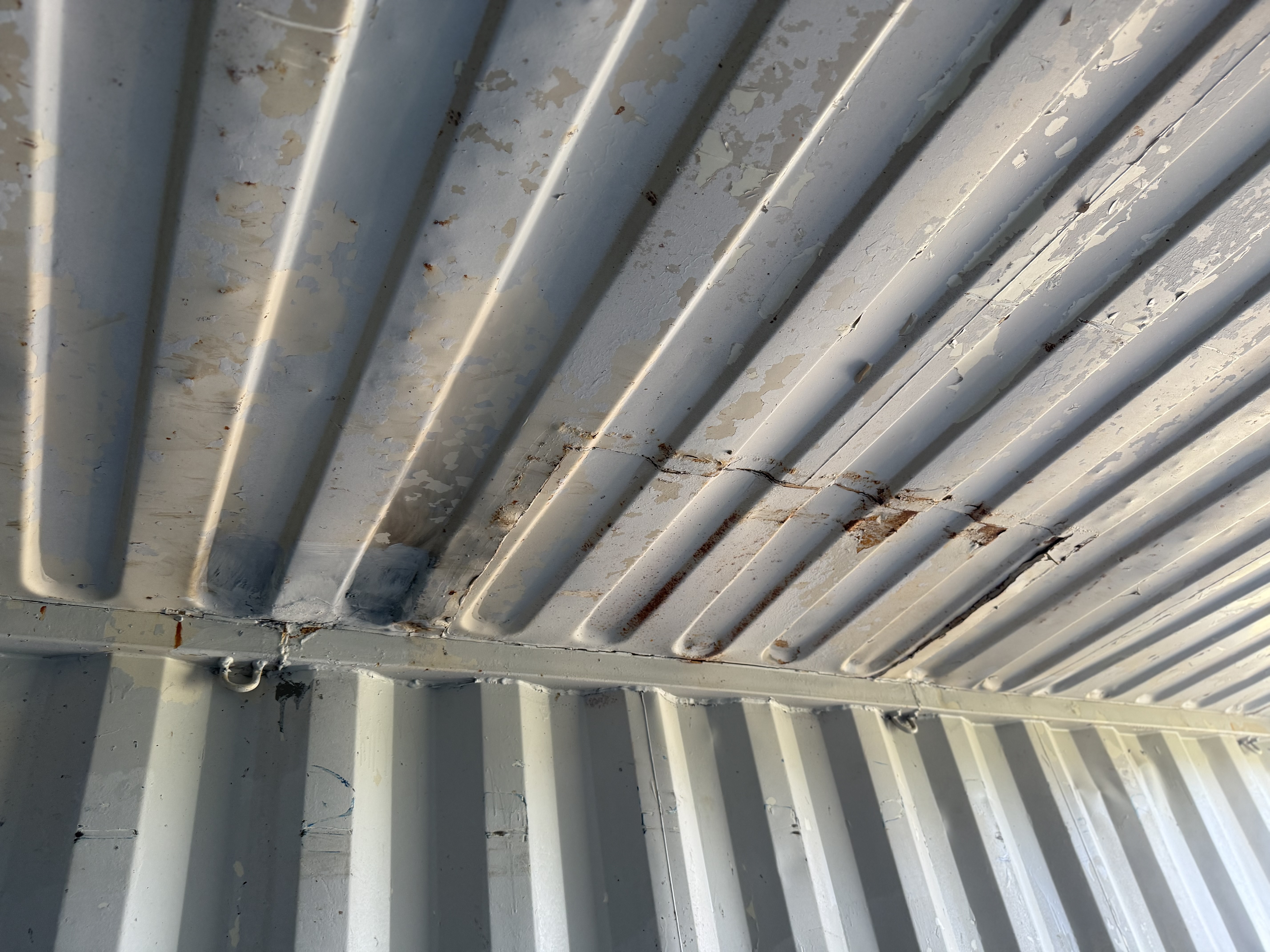 20' Container USED WIND & WEATHER TIGHT GRADE C, STANDARD 8'6" TALL 2 DOOR pockets std handles
