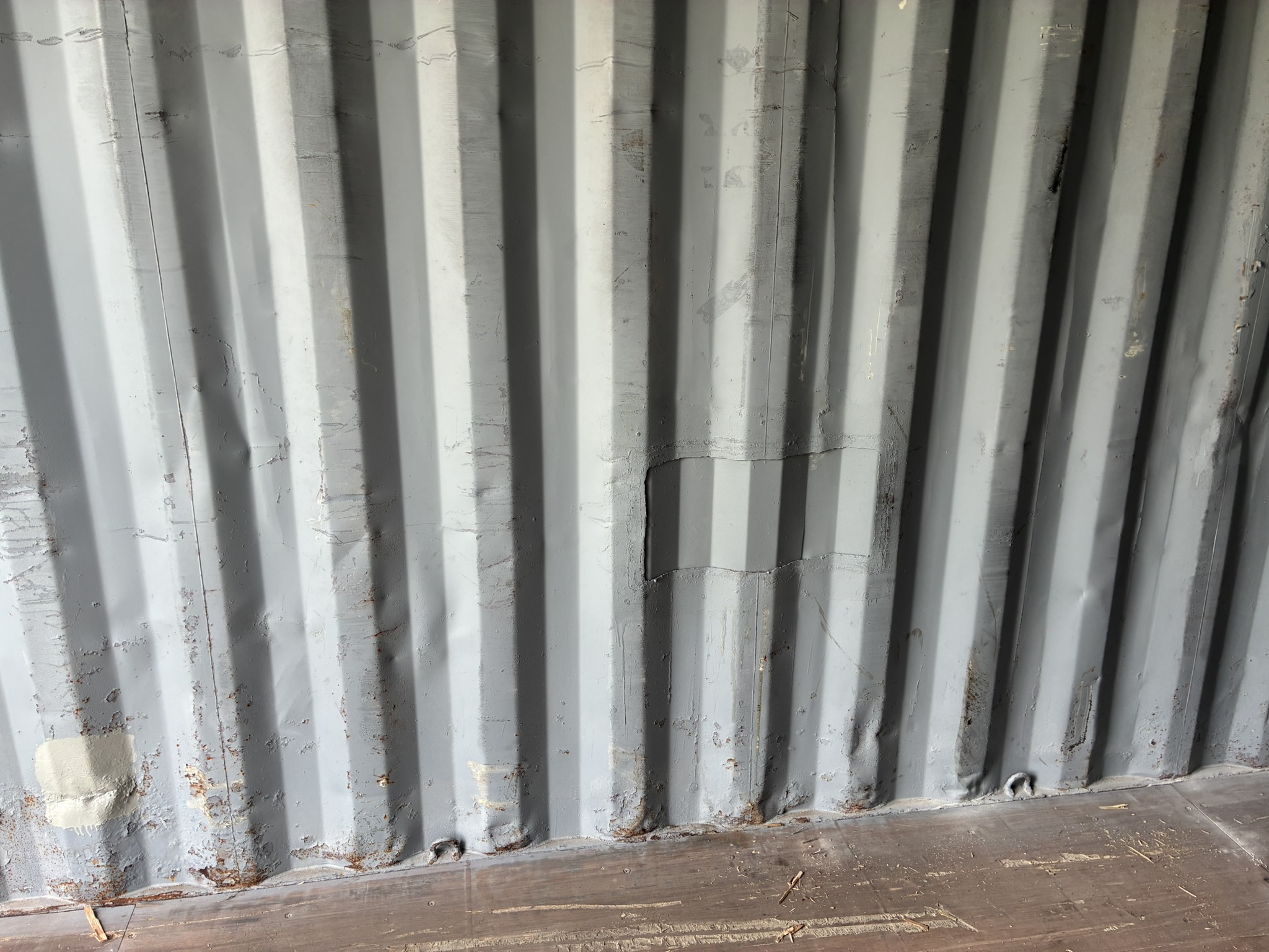 20' Container USED WIND & WEATHER TIGHT GRADE C, STANDARD 8'6" TALL 2 DOOR pockets std handles