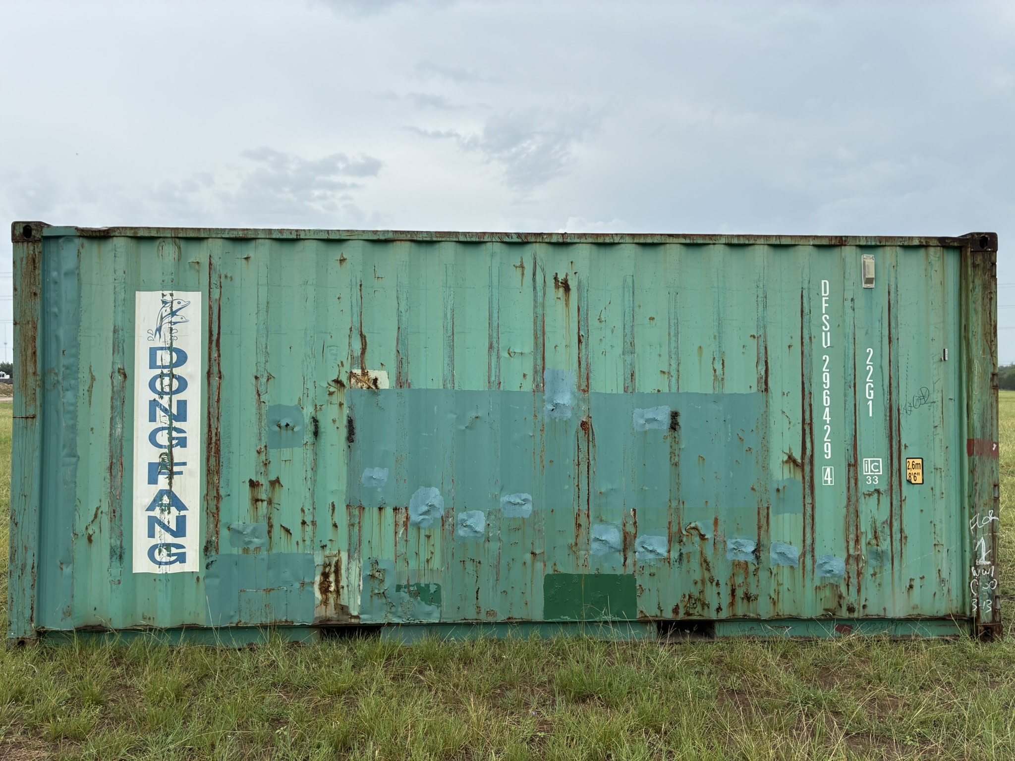 20' Container USED WIND & WEATHER TIGHT GRADE C, STANDARD 8'6" TALL 2 DOOR pockets std handles
