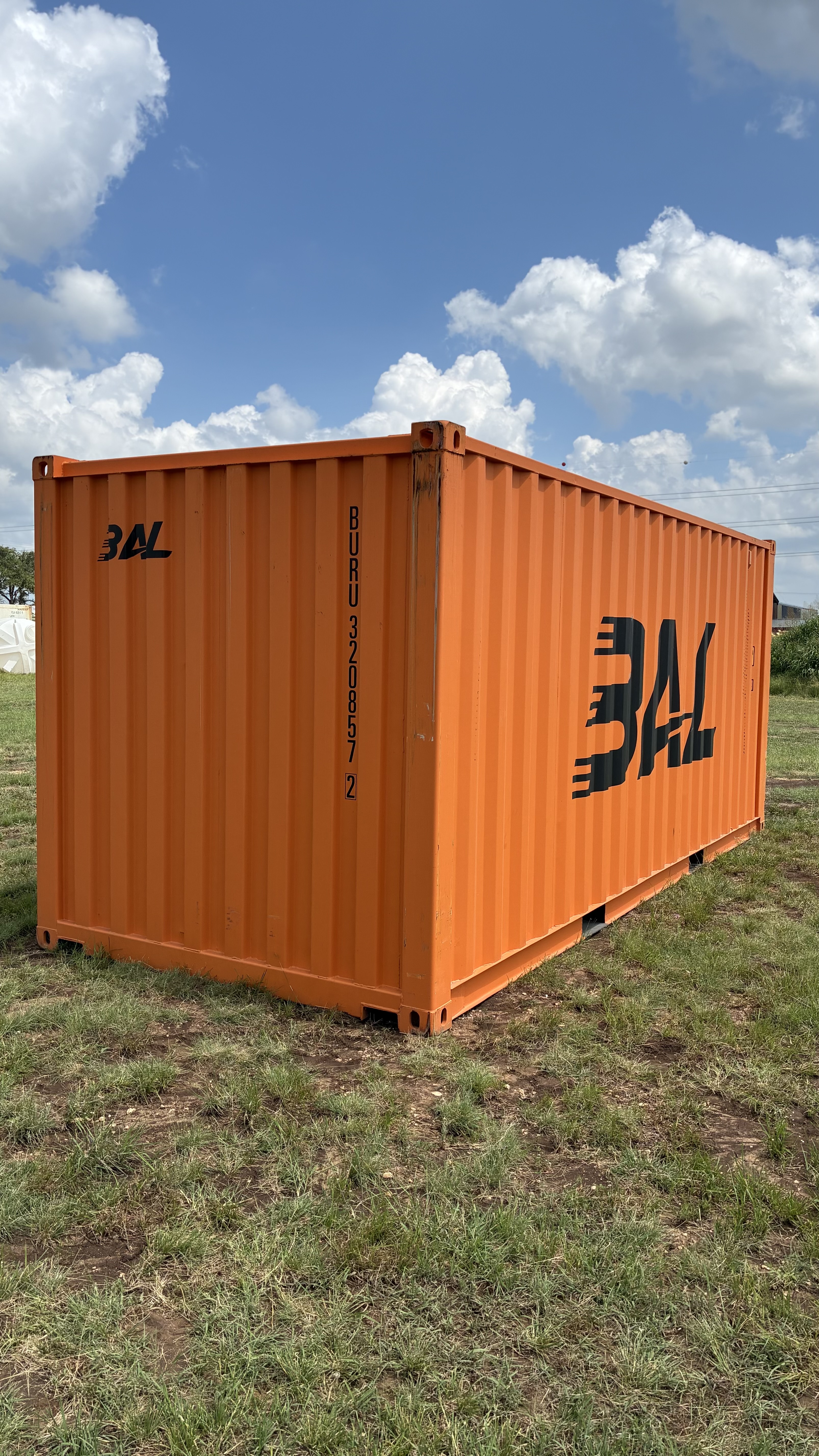 20ft Dry Van 2 Door Standard Handle - Lease Container - MINOR SCUFFS