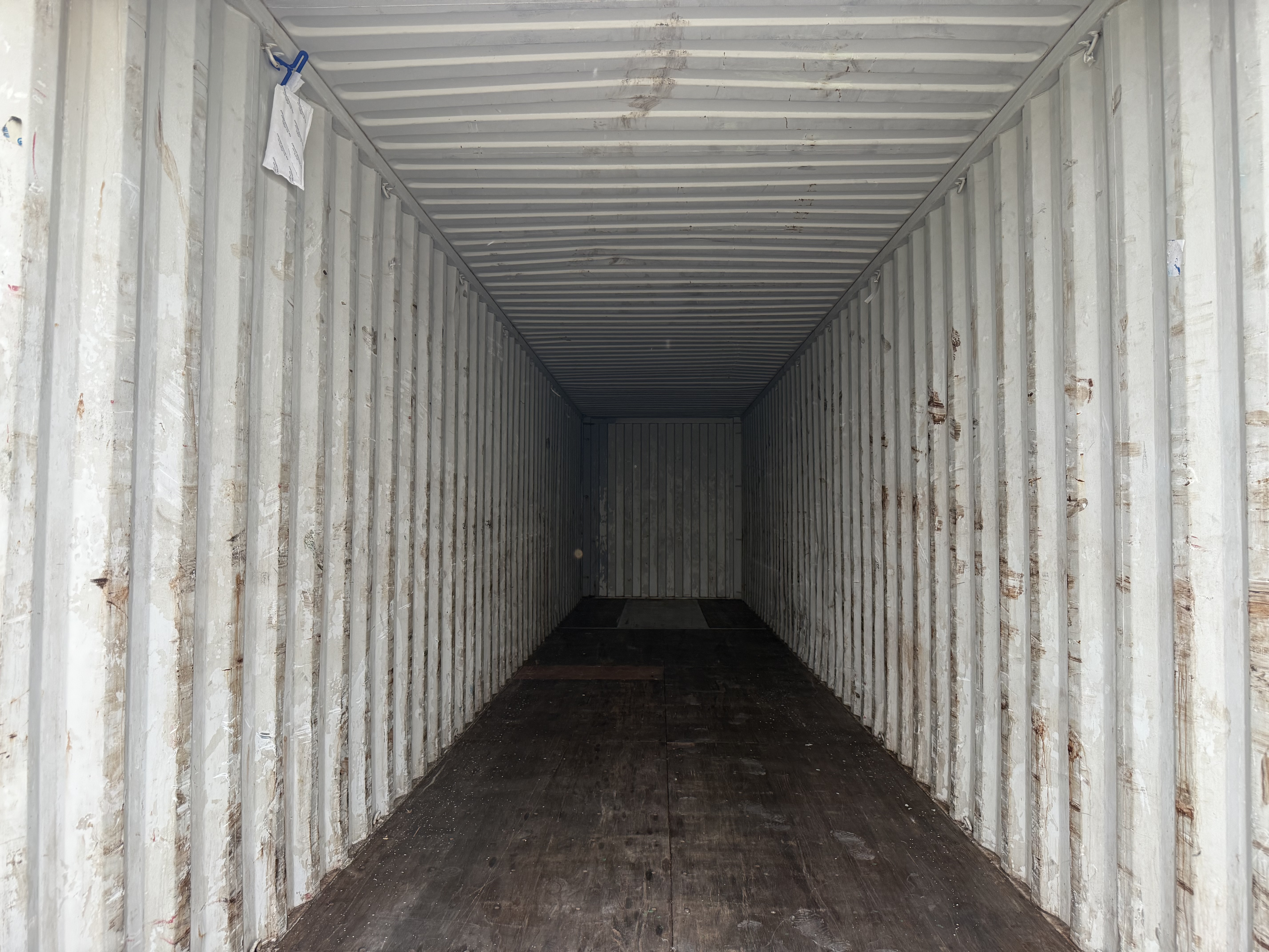 2011 40' Container USED WIND AND WATER TIGHT, HIGH CUBE 9'6" TALL, 2 DOOR STD handles- 686925