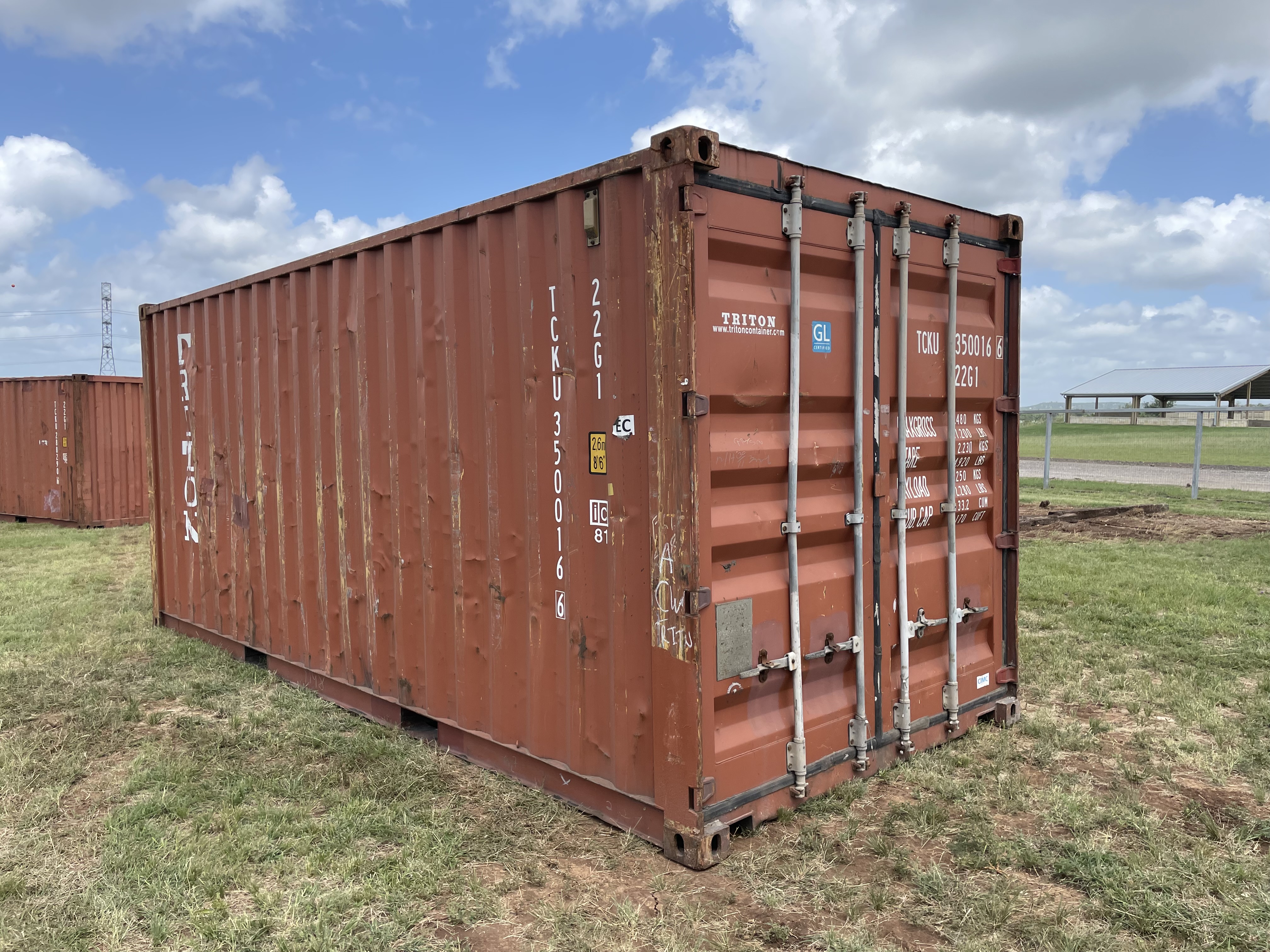 2008 20' Container USED WIND & WEATHER TIGHT GRADE B, STANDARD 8'6" TALL 2 DOOR pockets std handles - 350016