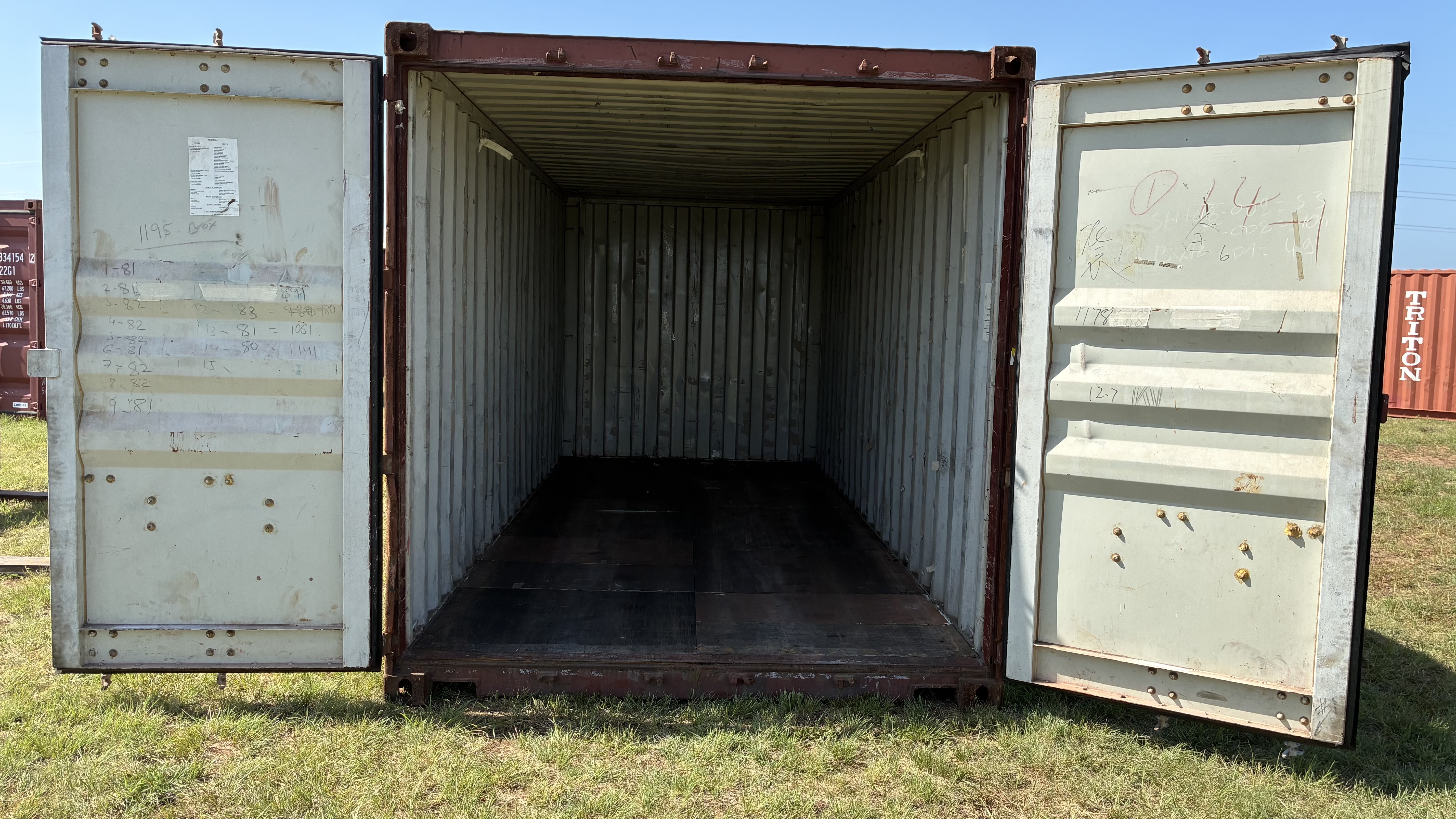 2007 20' Container USED WIND & WEATHER TIGHT GRADE B, STANDARD 8'6" TALL 2 DOOR pockets std handles - 117856