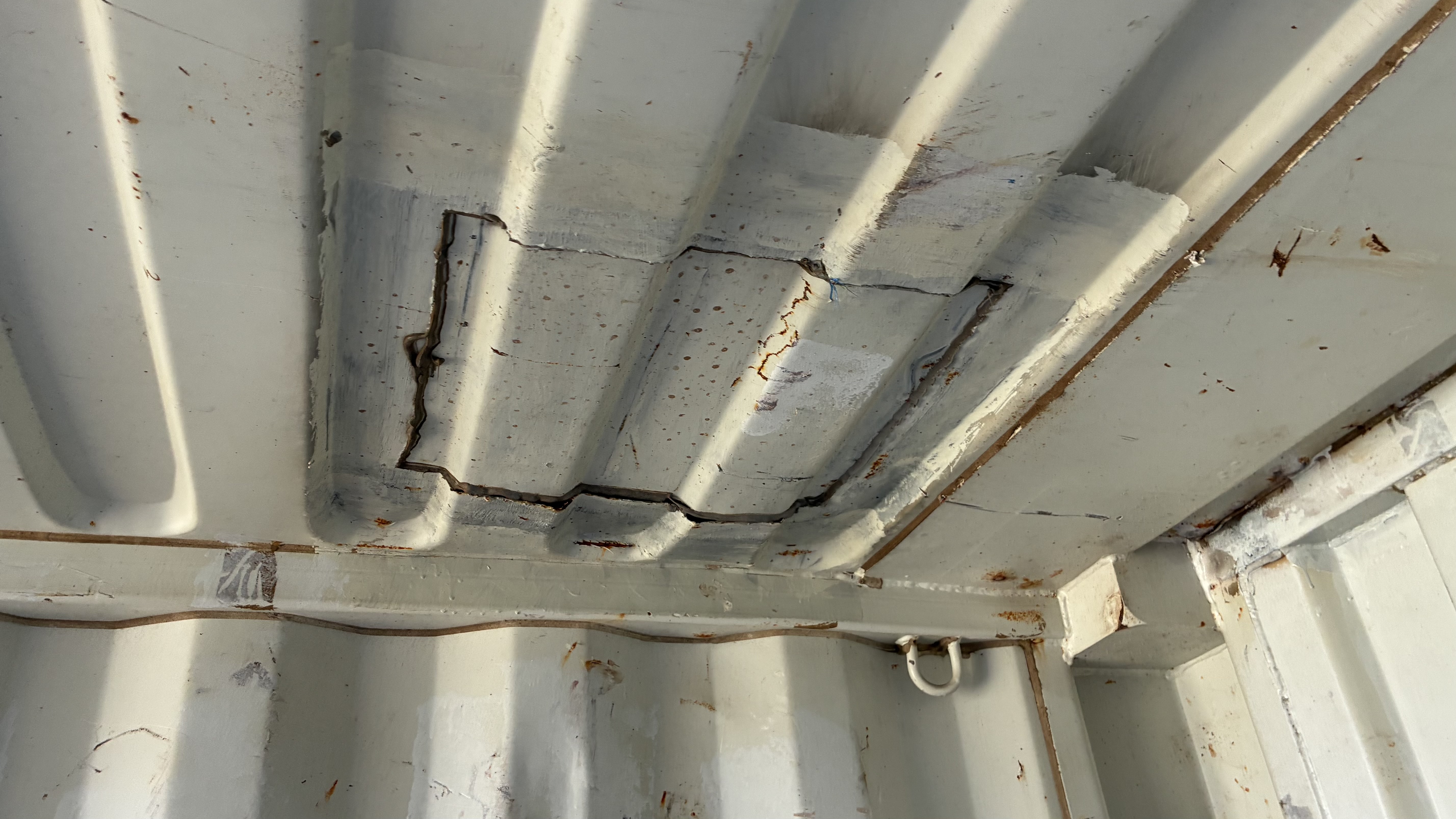 2007 20' Container USED WIND & WEATHER TIGHT GRADE B, STANDARD 8'6" TALL 2 DOOR pockets std handles - 117856