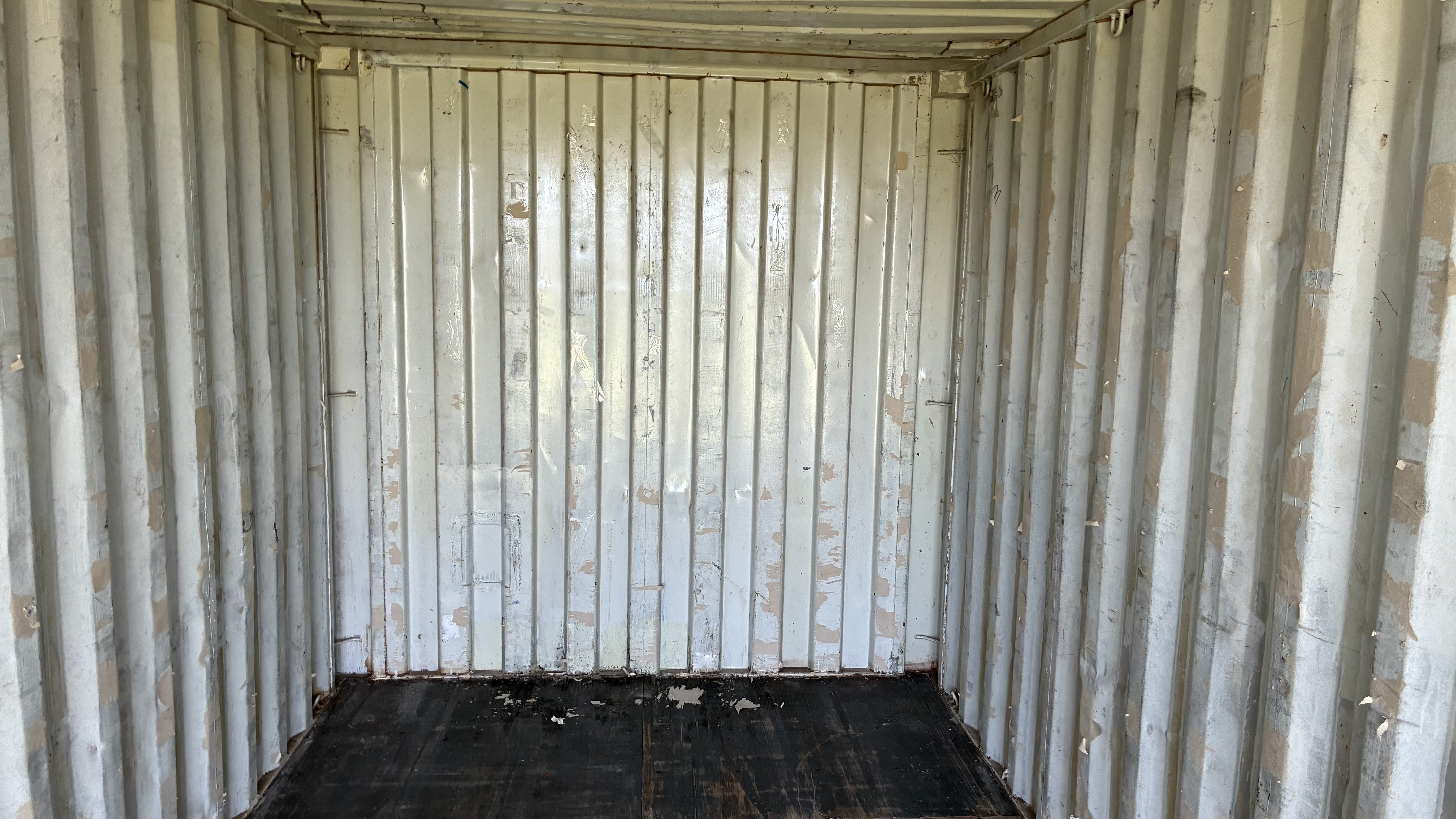 2007 20' Container USED WIND & WEATHER TIGHT GRADE B, STANDARD 8'6" TALL 2 DOOR pockets std handles - 117856