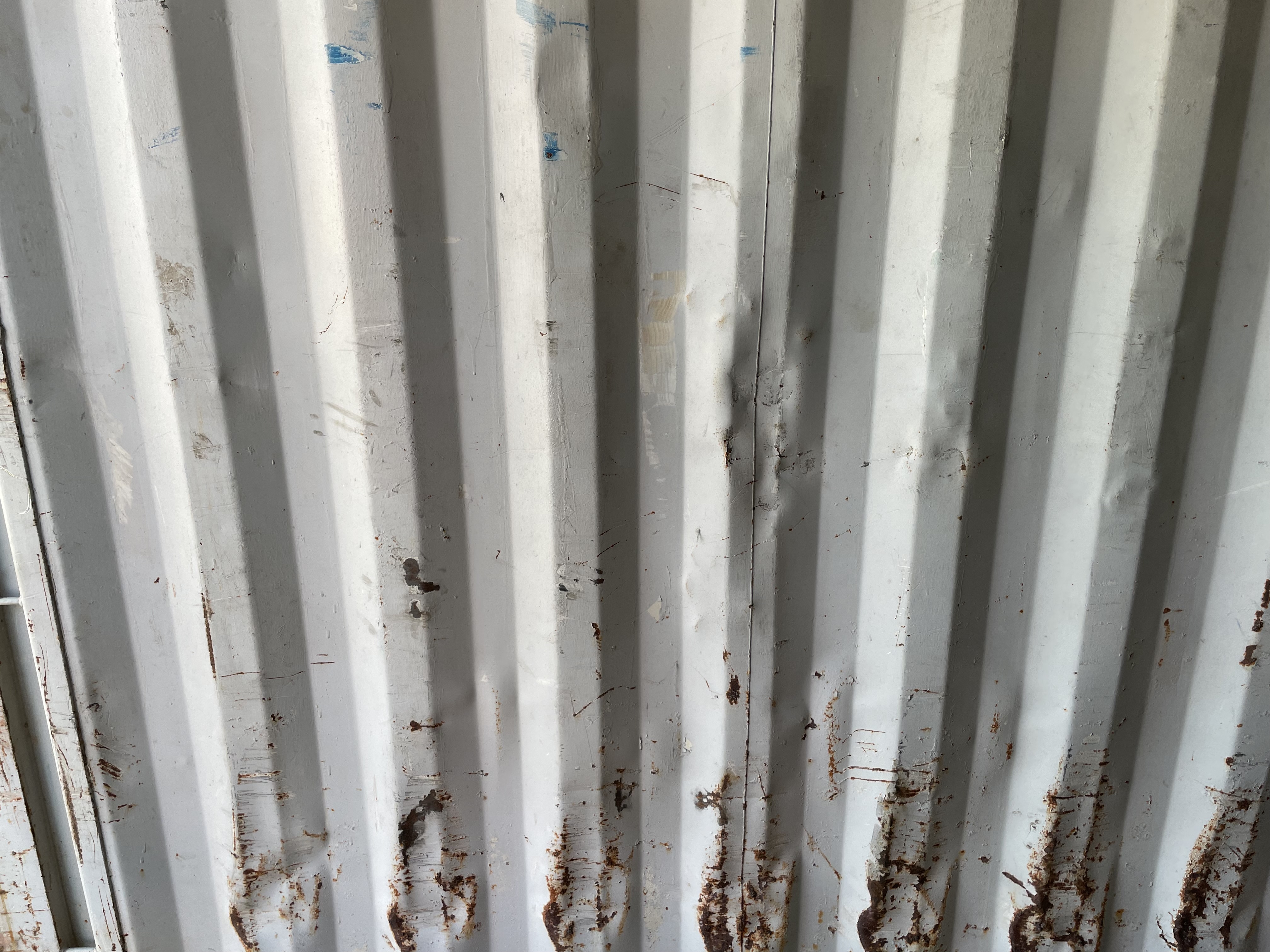 2010 20' Container USED WIND & WEATHER TIGHT GRADE B, STANDARD 8'6" TALL 2 DOOR pockets std handles - 395635