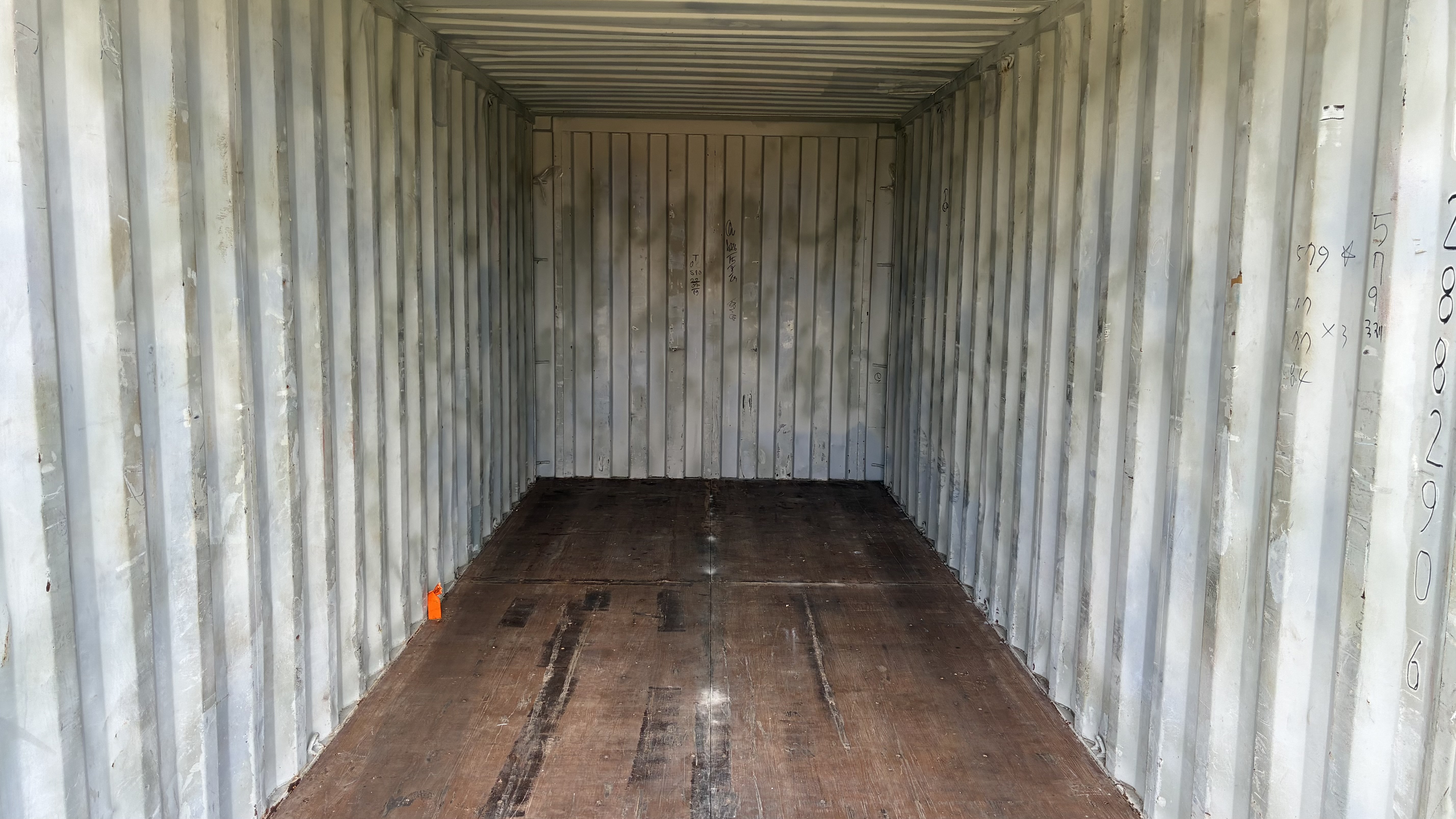 2007 20' Container USED WIND & WEATHER TIGHT GRADE B, STANDARD 8'6" TALL 2 DOOR pockets std handles - 288290