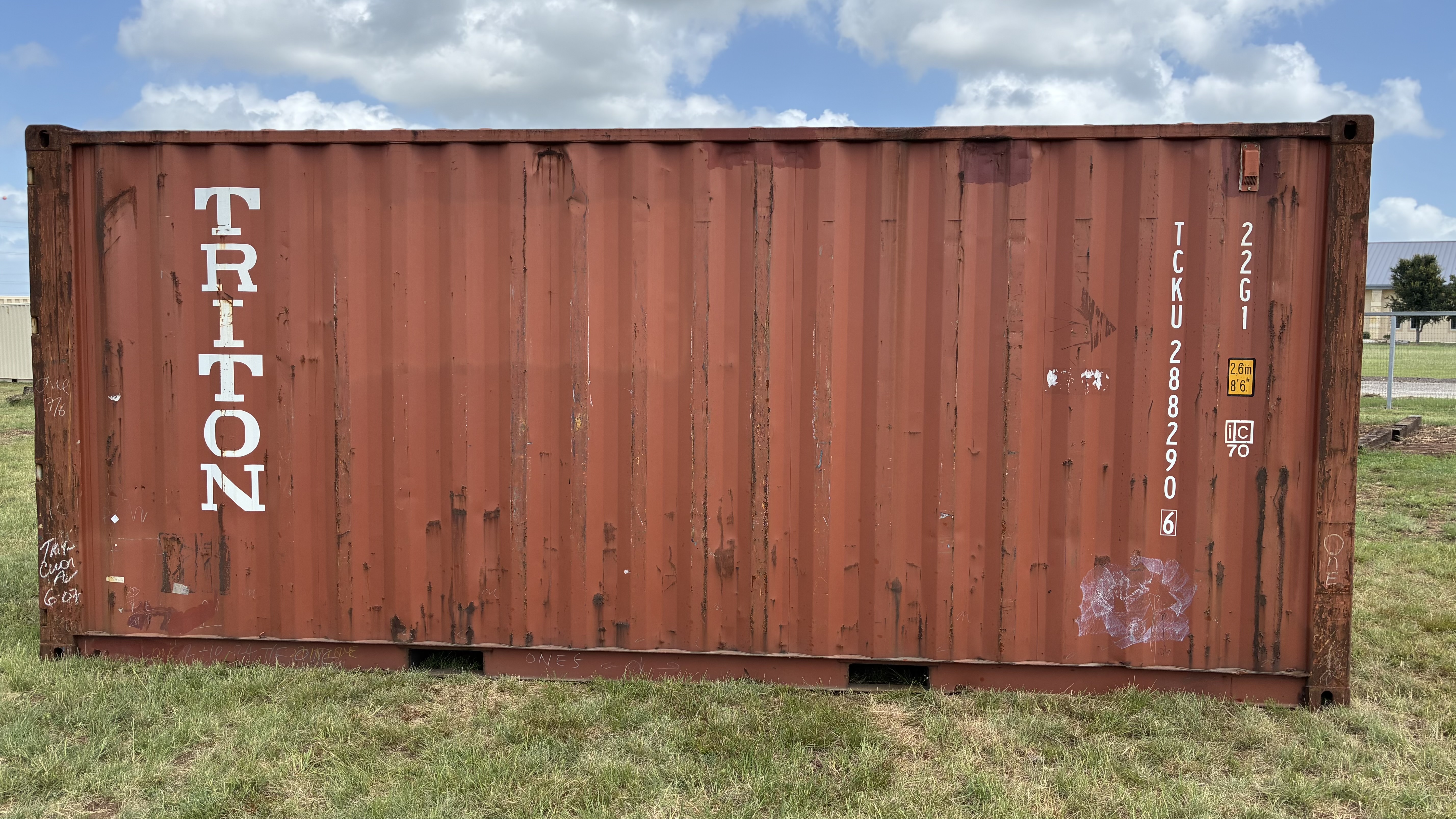 2007 20' Container USED WIND & WEATHER TIGHT GRADE B, STANDARD 8'6" TALL 2 DOOR pockets std handles - 288290