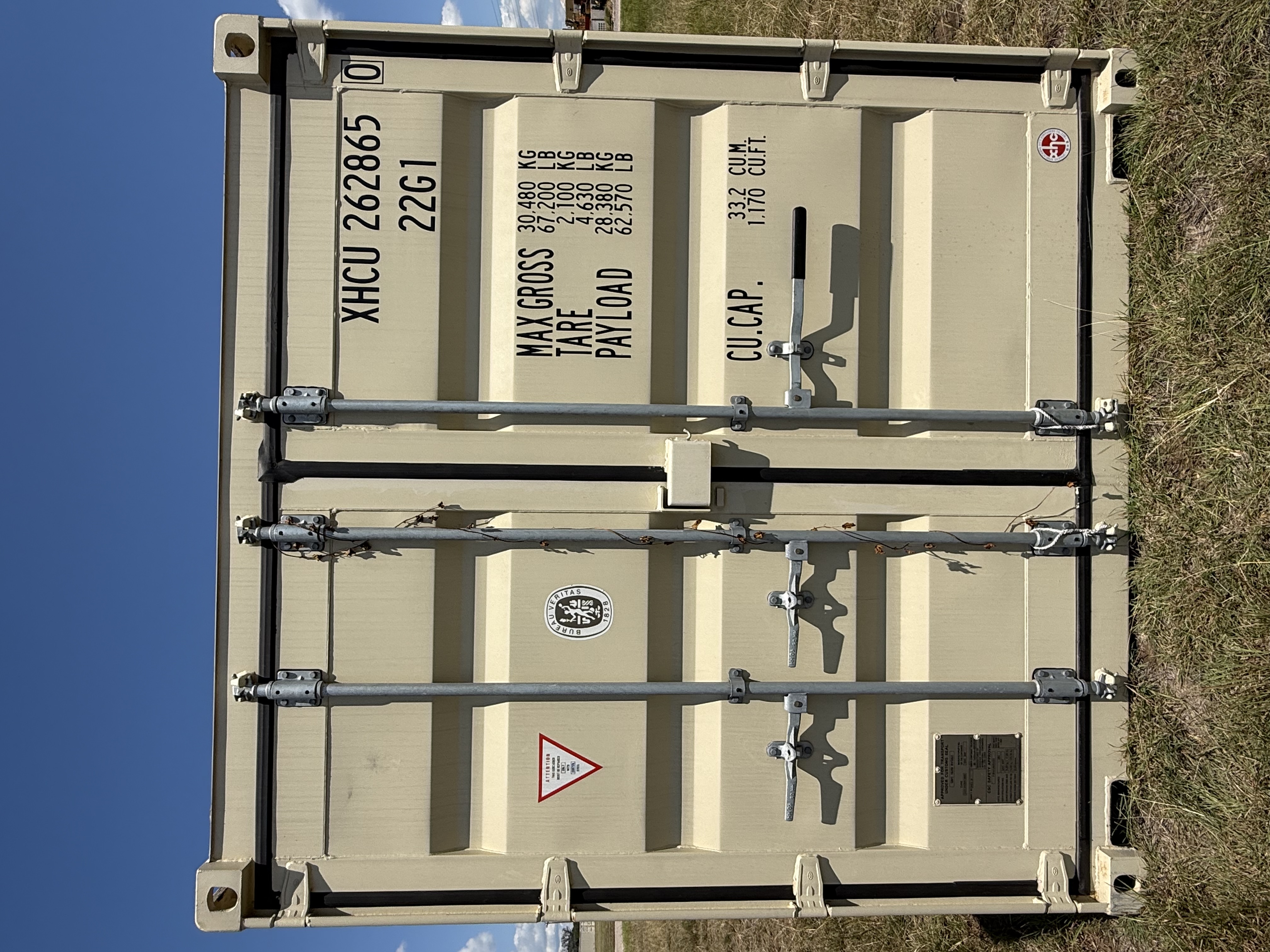 20' Container NEW, STANDARD 8'6" TALL, LIGHT IVORY, 2 DOOR, Lock box & Easy Open Handle