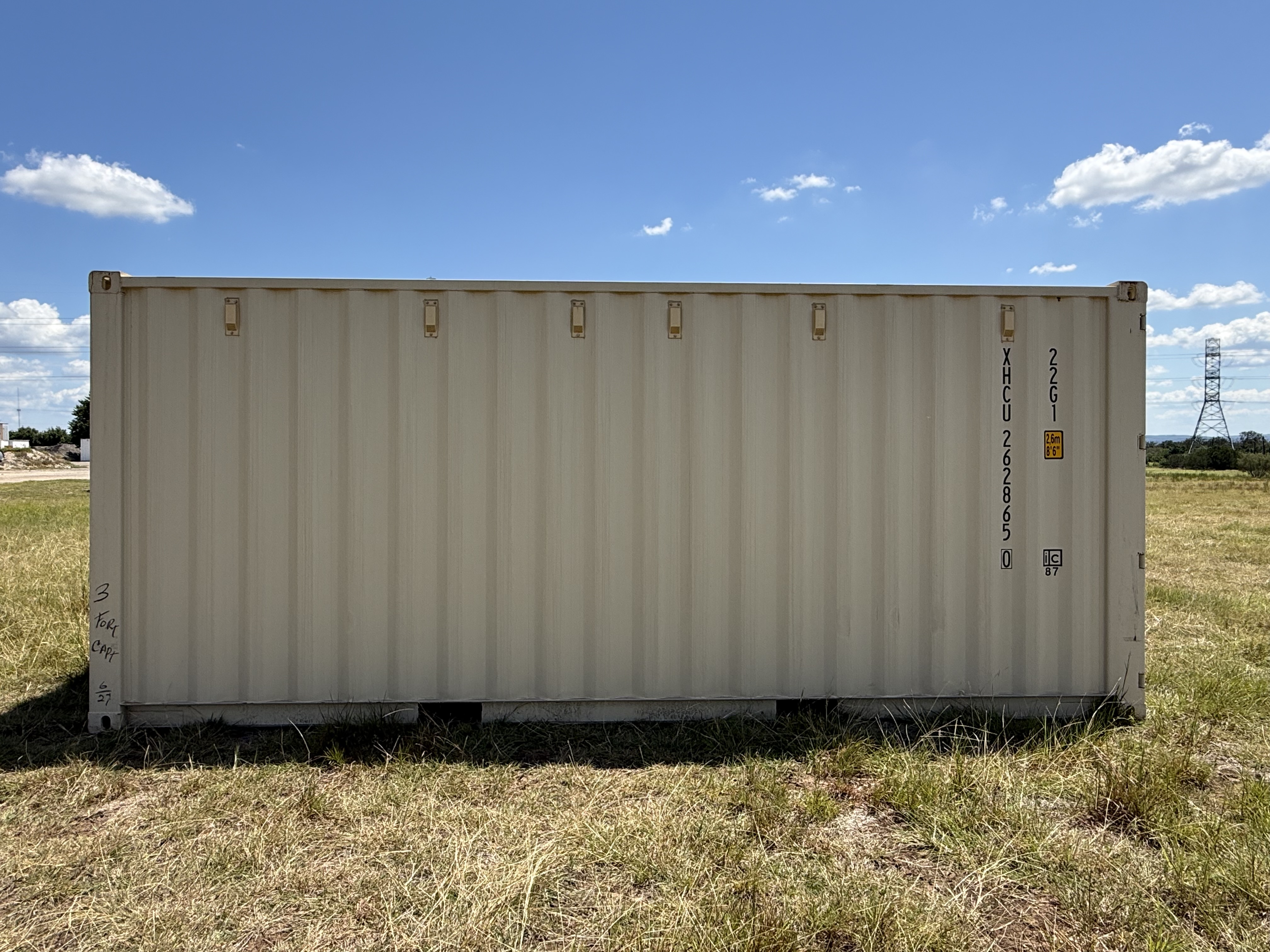 20' Container NEW, STANDARD 8'6" TALL, LIGHT IVORY, 2 DOOR, Lock box & Easy Open Handle