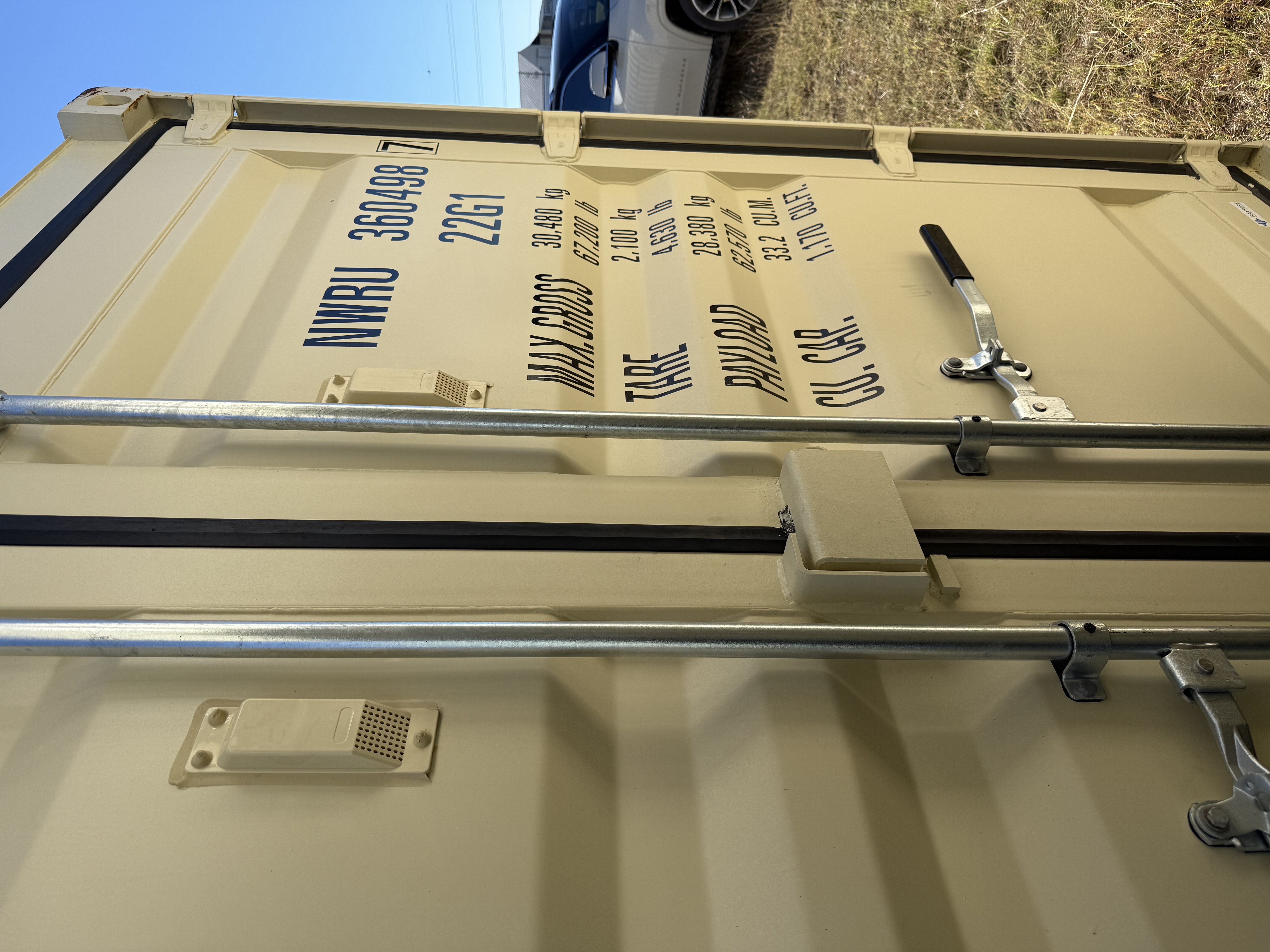 20' Container NEW, STANDARD 8'6" TALL, LIGHT IVORY, 2 DOOR, Lock box & Easy Open Handle