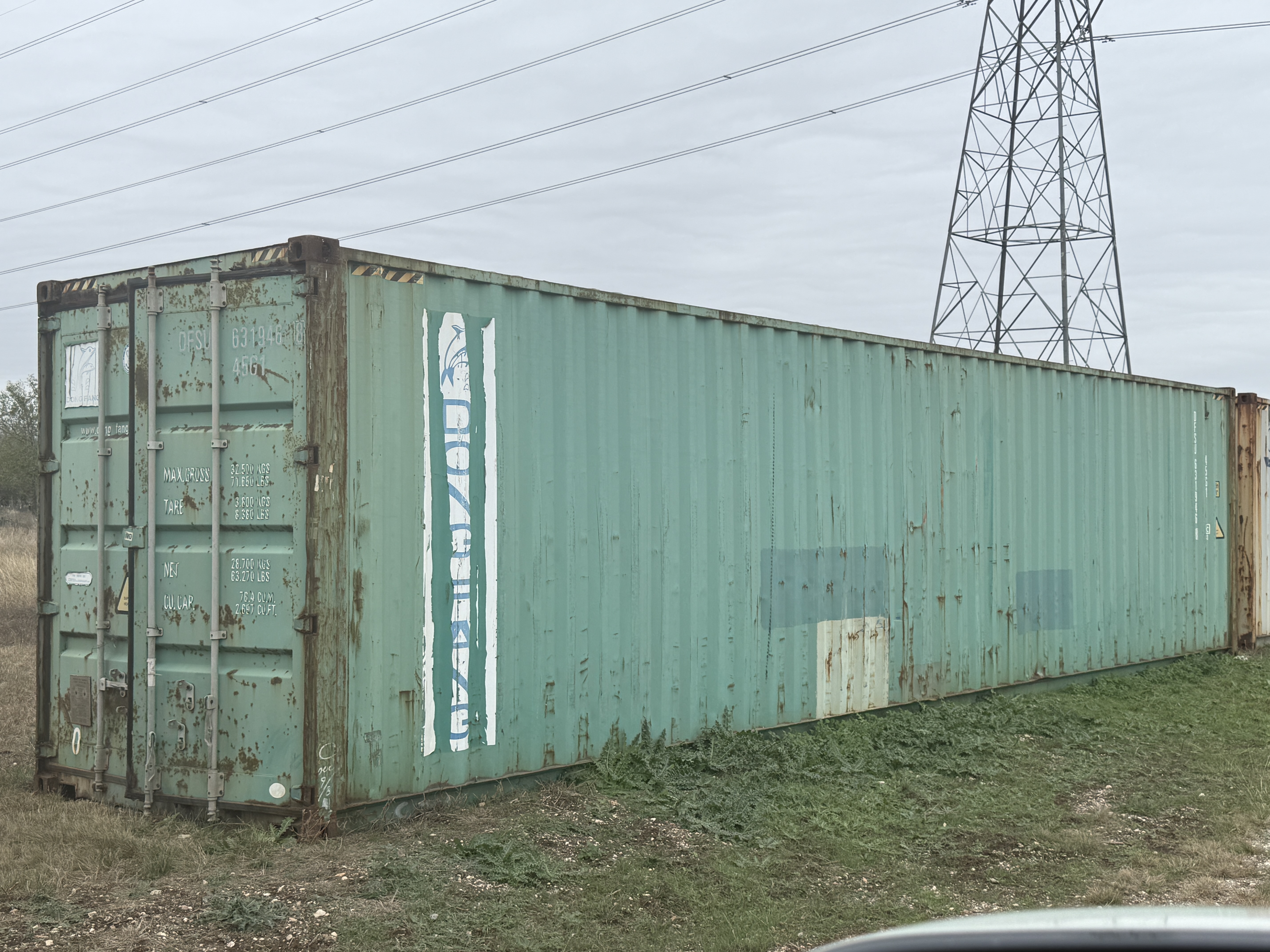 40' Container USED WIND AND WATER TIGHT, HIGH CUBE 9'6" TALL, 2 DOOR STD handles