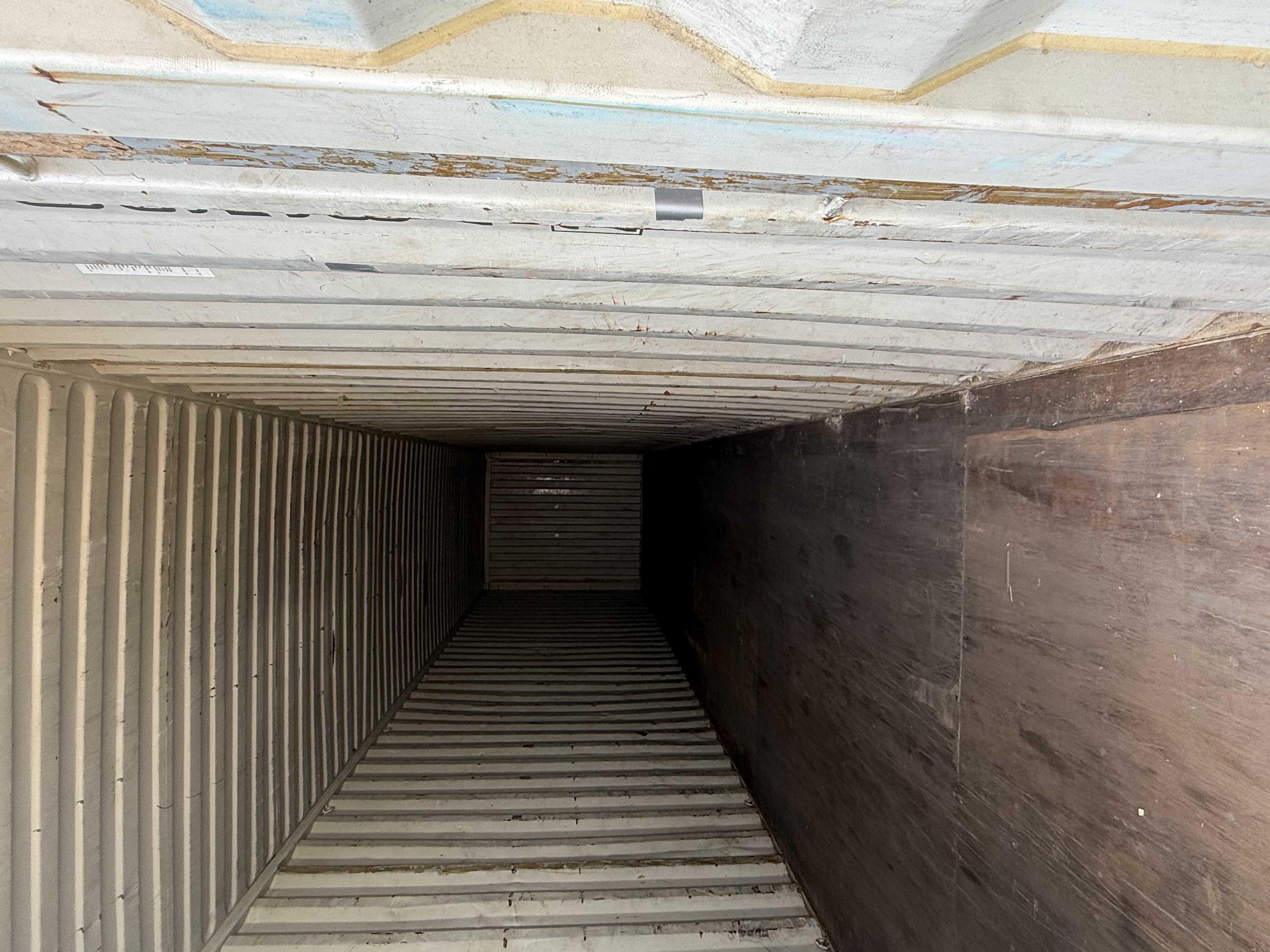 40' Container USED WIND AND WATER TIGHT, HIGH CUBE 9'6" TALL, RUST RED, 2 DOOR STD handles