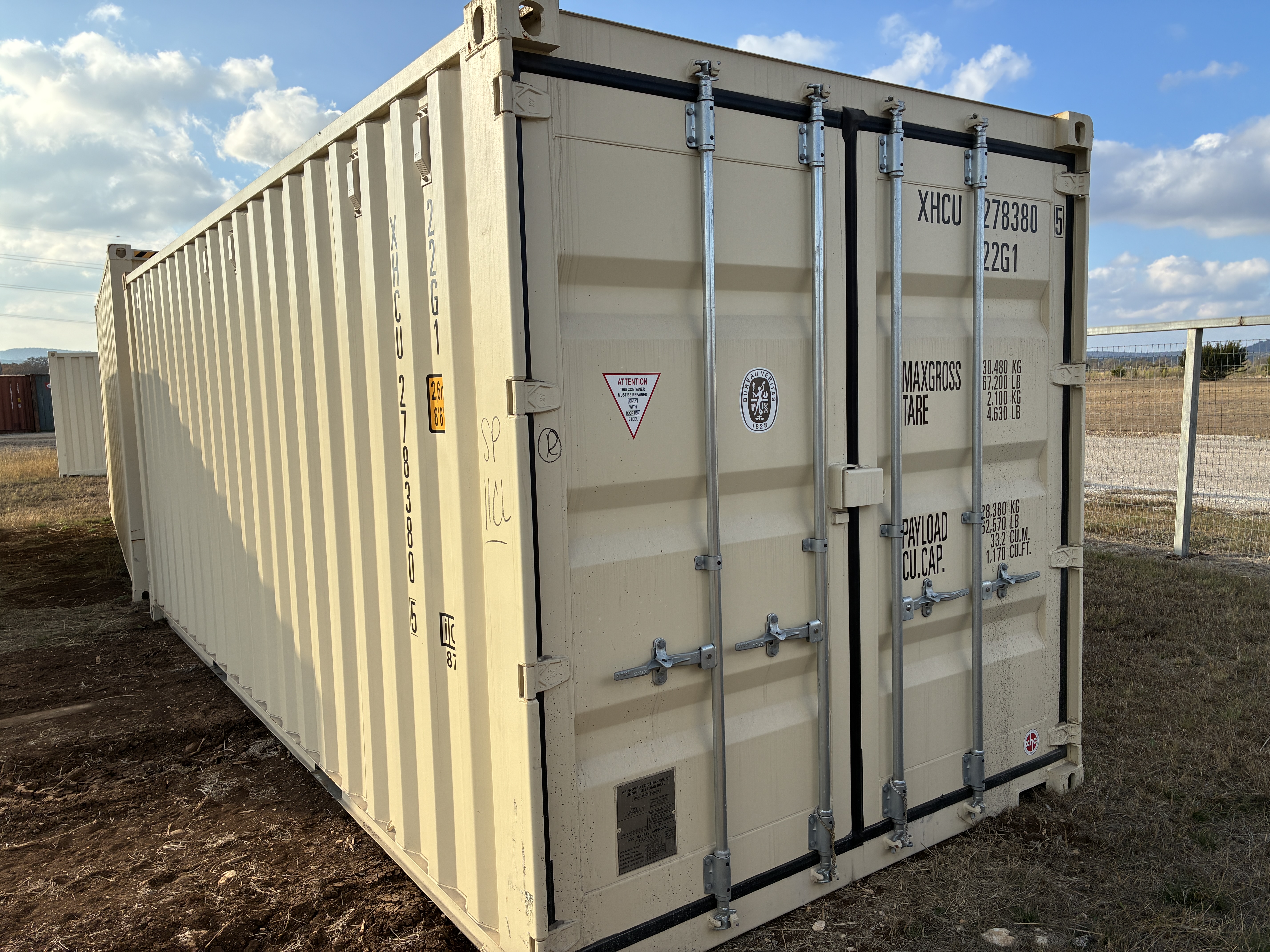 2025 - 1 trip 20ft Container RAL1015 - 278380