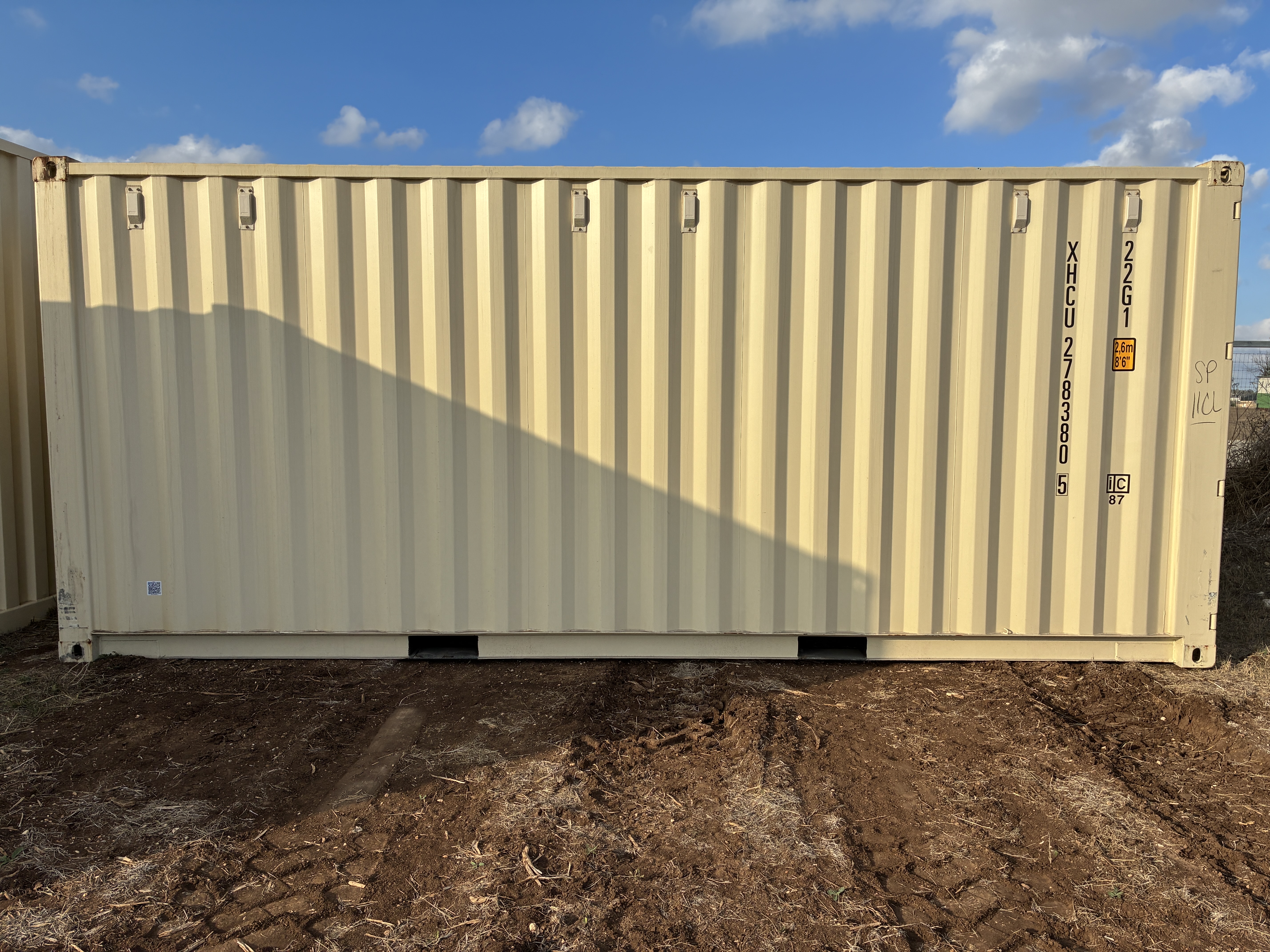 2025 - 1 trip 20ft Container RAL1015 - 278380