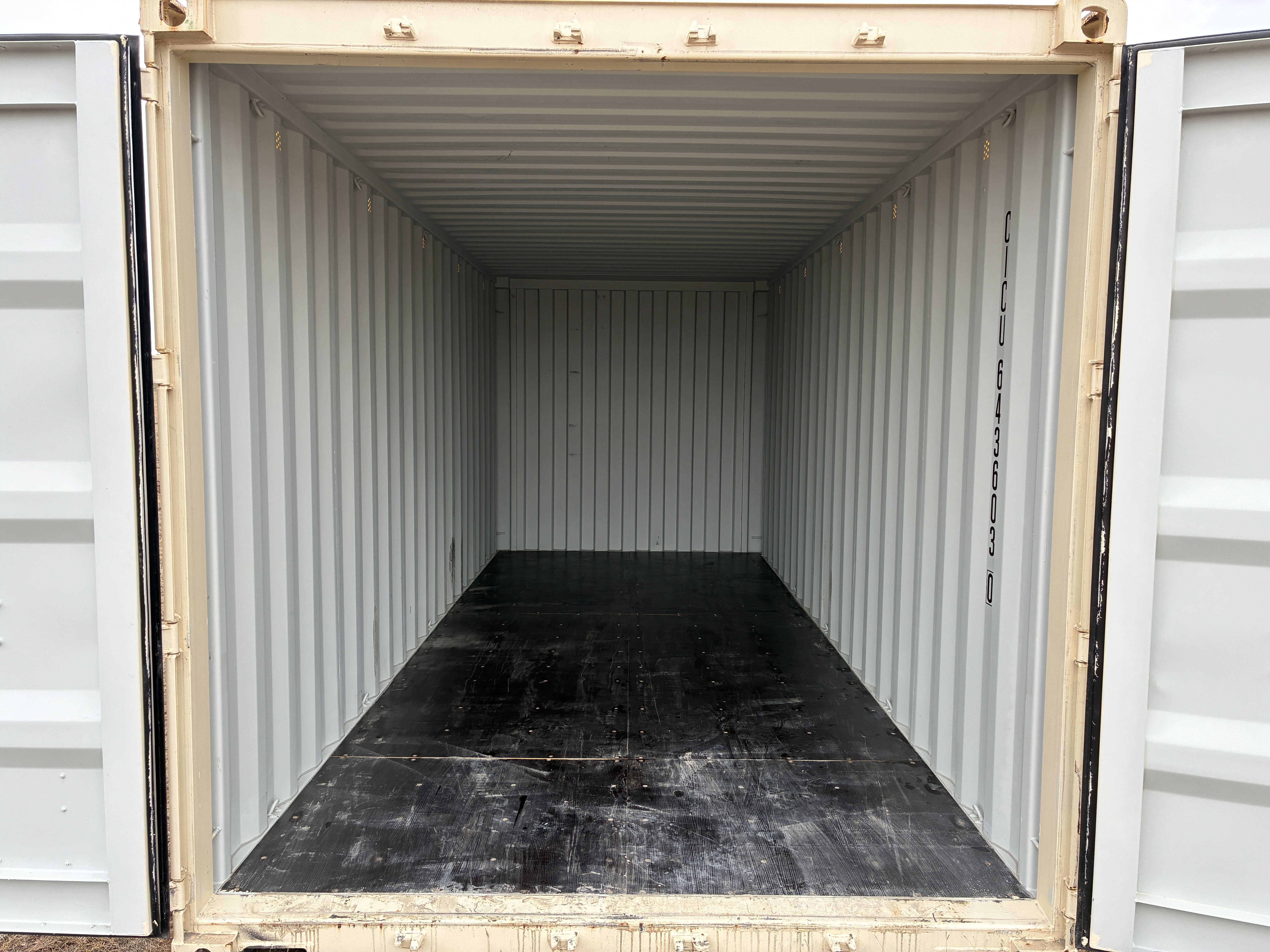 2025 - 1 trip 20ft Container TAN - 643603