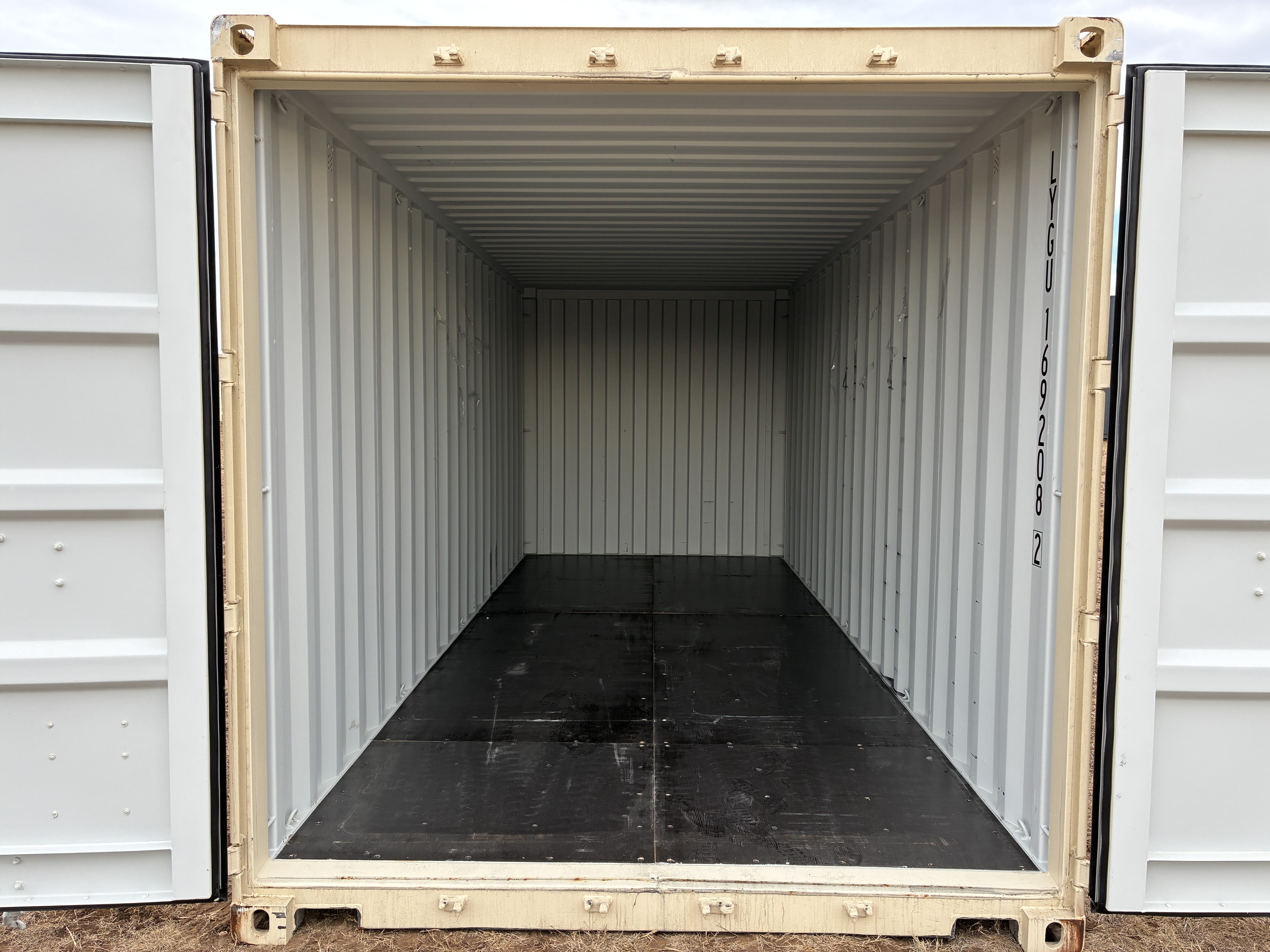 2025 - 20' Container NEW, STANDARD 8'6" TALL, LIGHT IVORY, 2 DOOR, Lock box & STD Handle - 169208