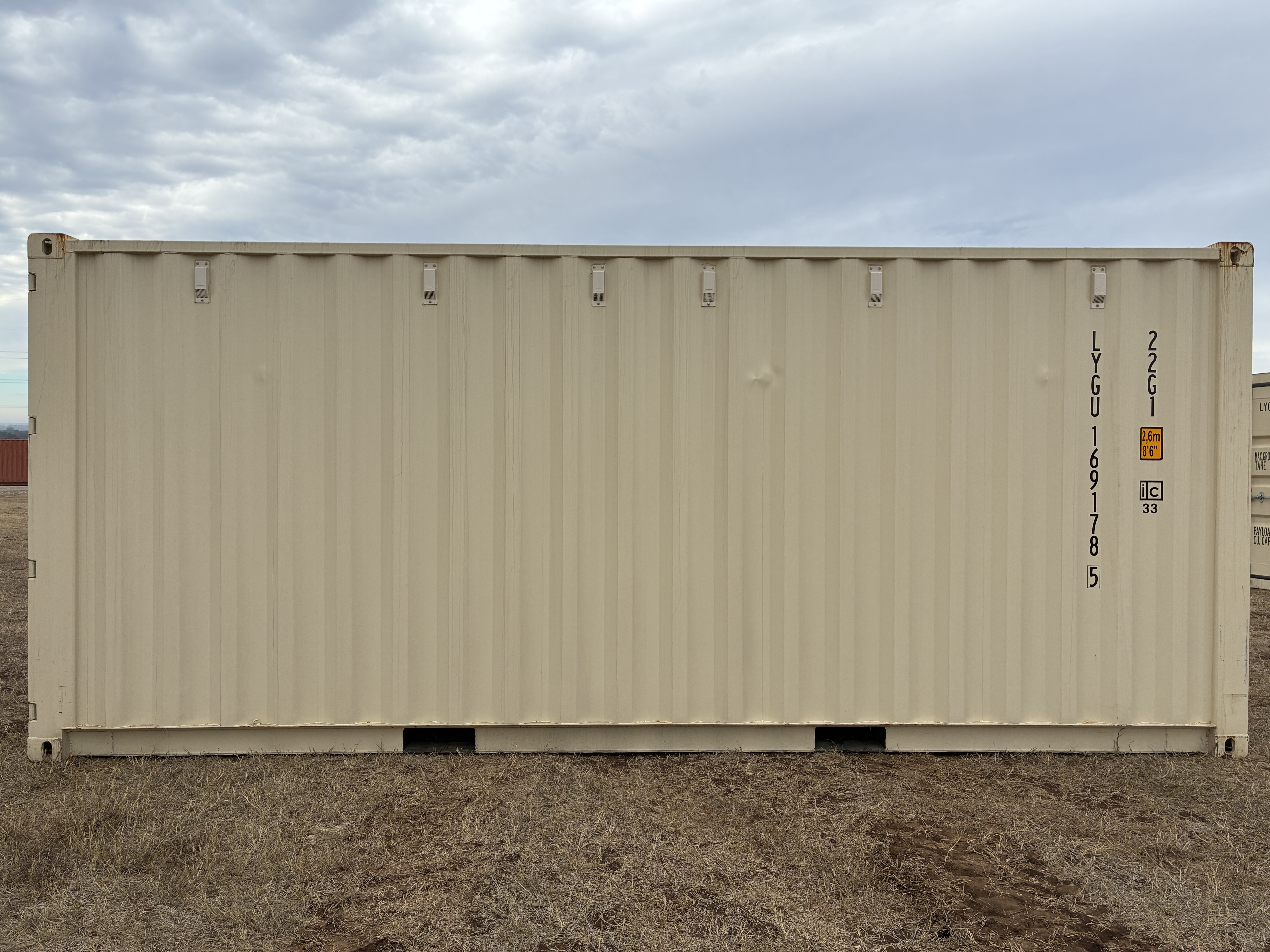 2025 - 20' Container NEW, STANDARD 8'6" TALL, LIGHT IVORY, 2 DOOR, Lock box & STD Handle - 169178